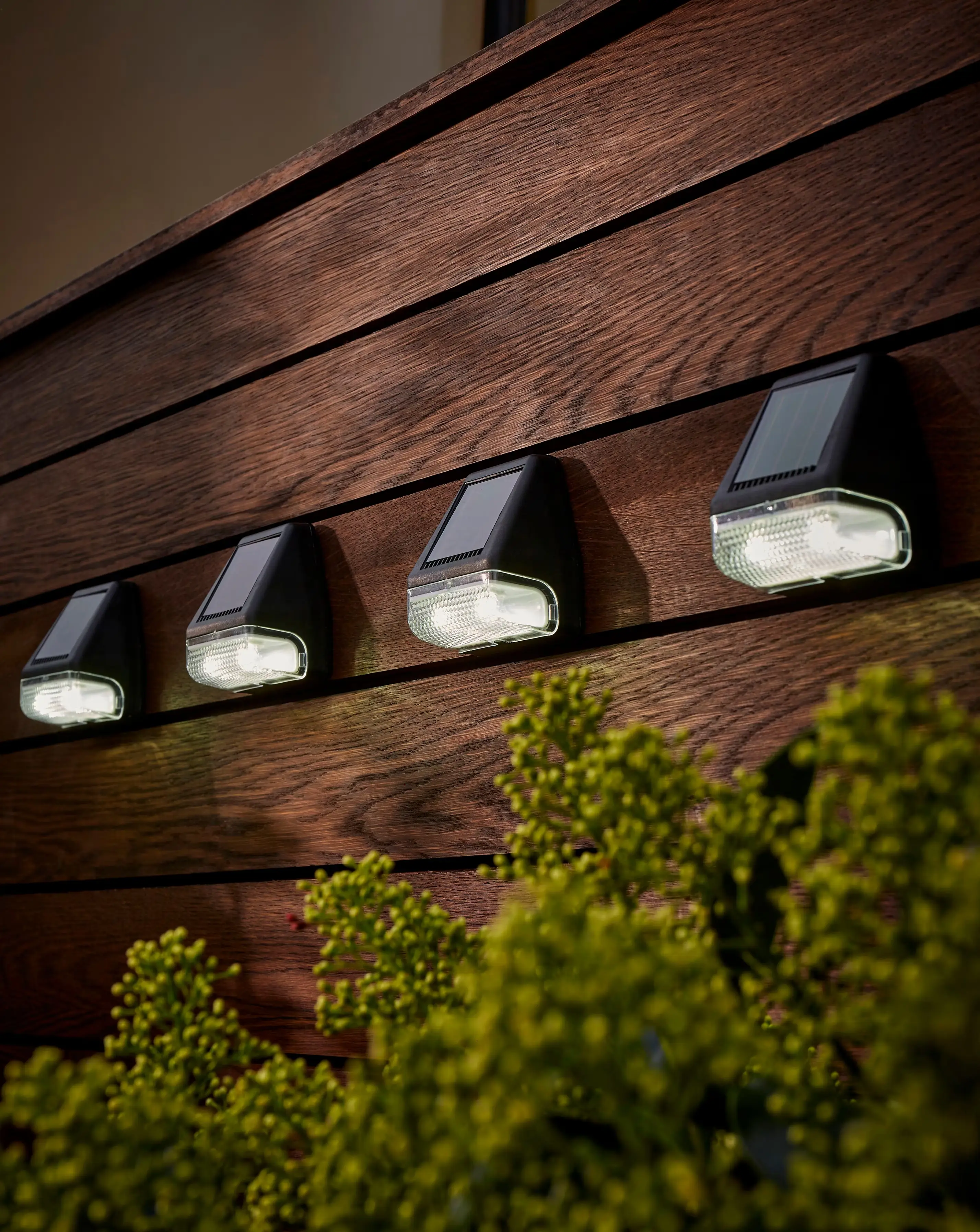 Fence, Wall & Post Lights - Set of 4 1 Fence, Wall & Post Lights - Set of 4