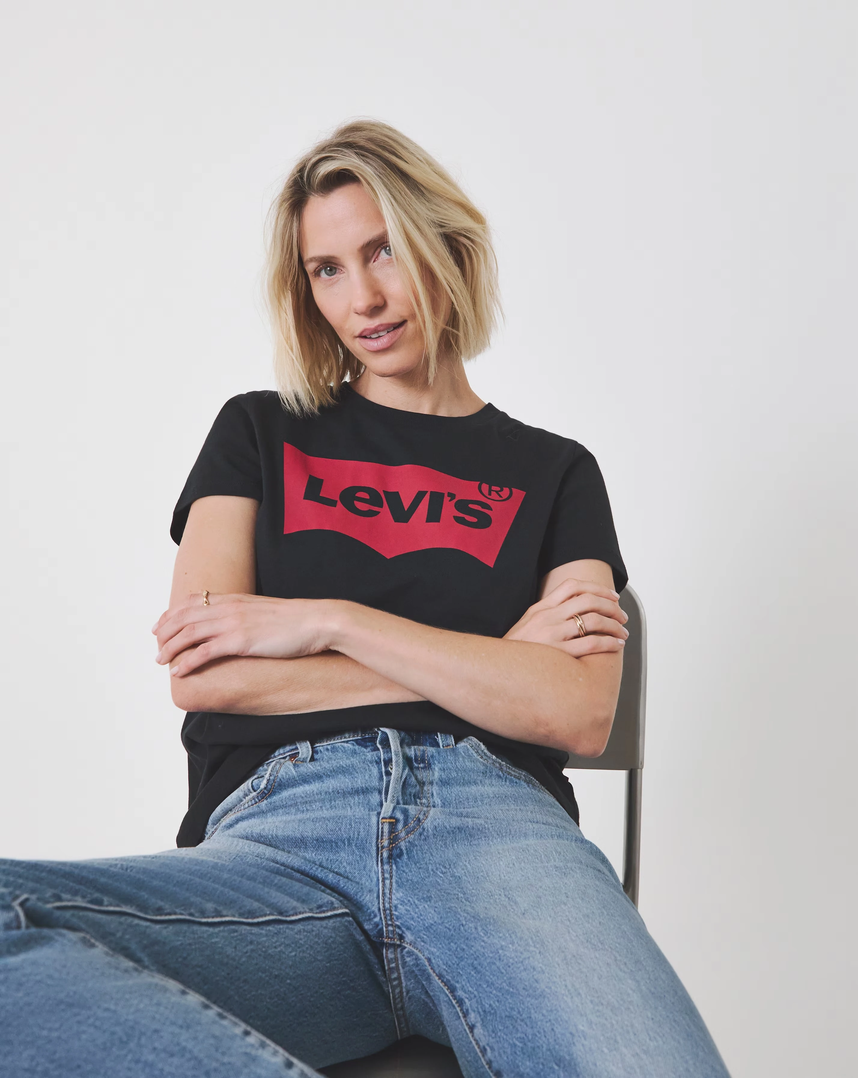 Levi's Perfect Tee Black 1 Levi's Perfect Tee Black