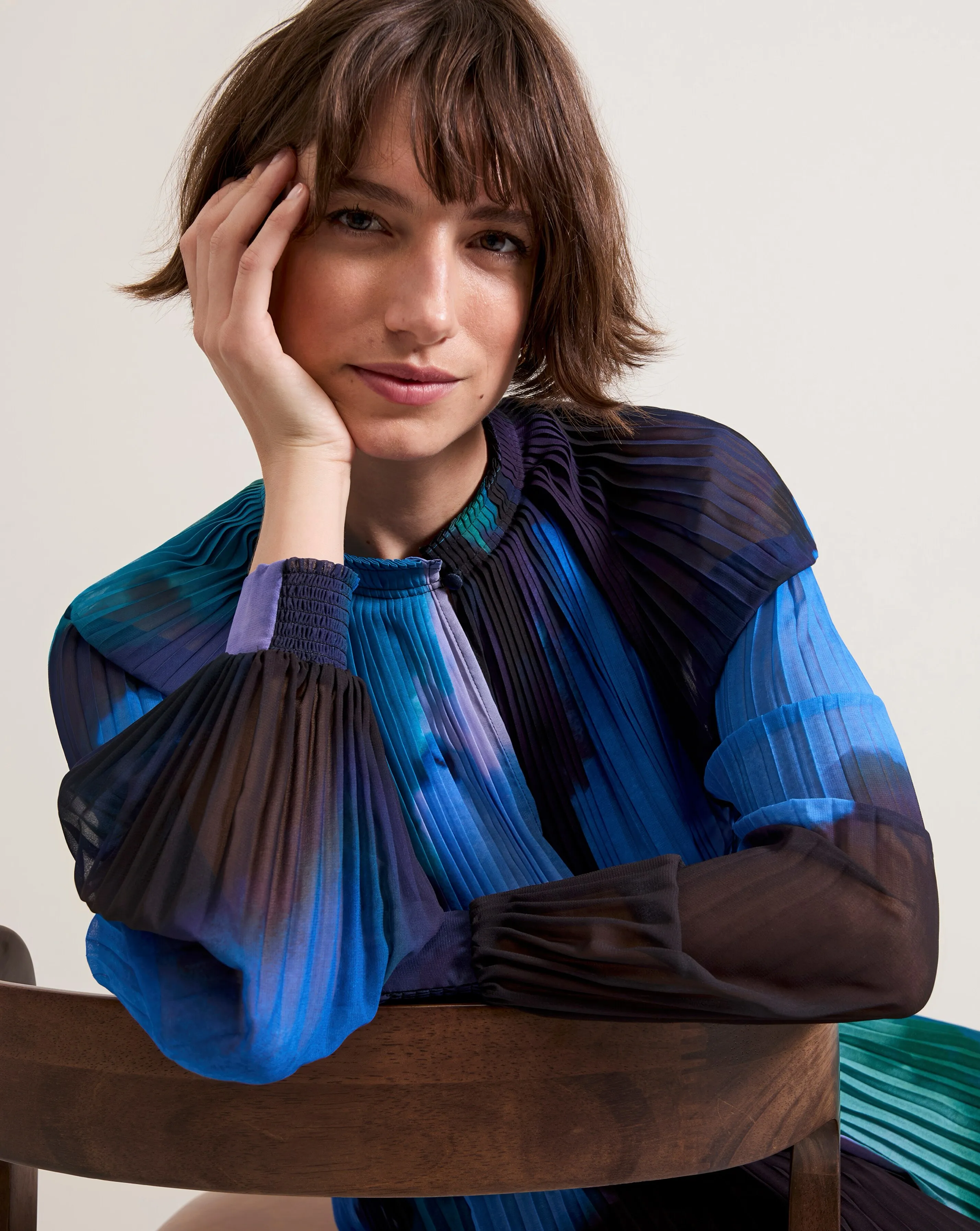 Phase Eight Pleat Abstract Blouse 4 Phase Eight Pleat Abstract Blouse