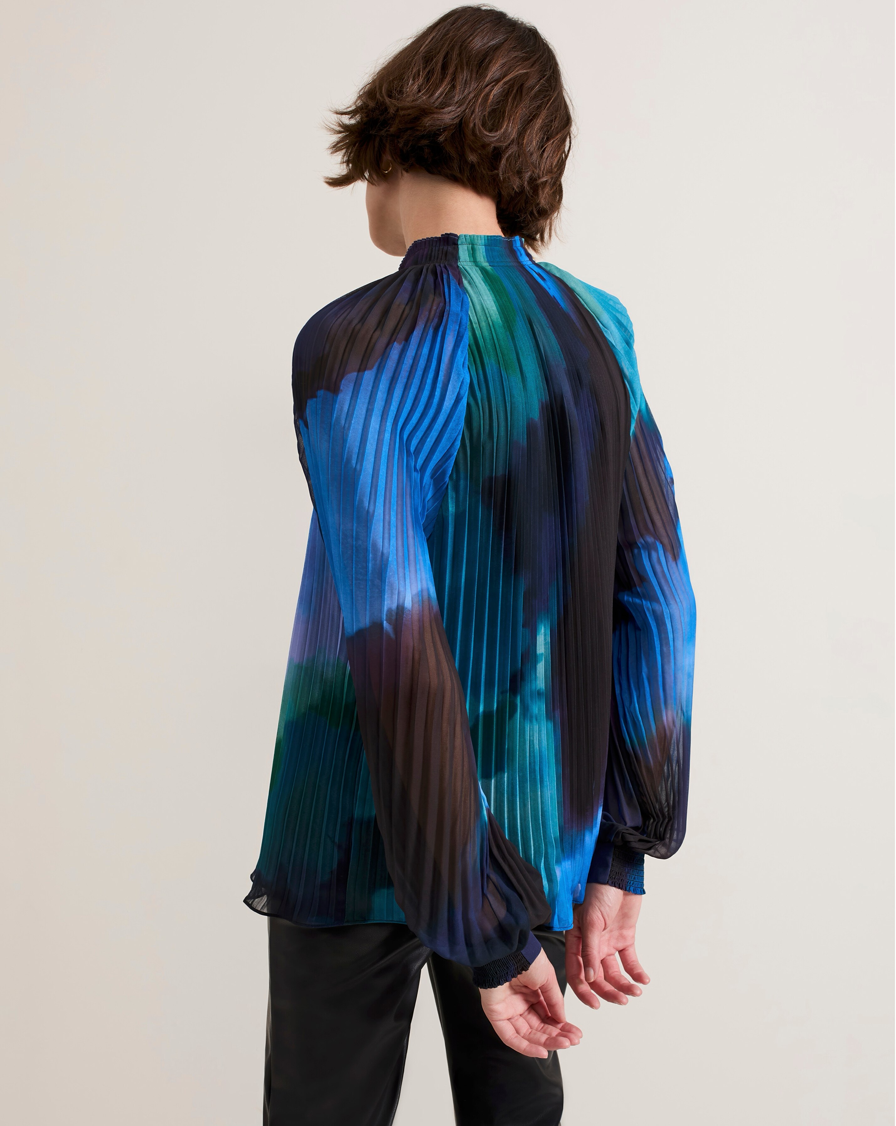 Phase Eight Pleat Abstract Blouse 6 Phase Eight Pleat Abstract Blouse