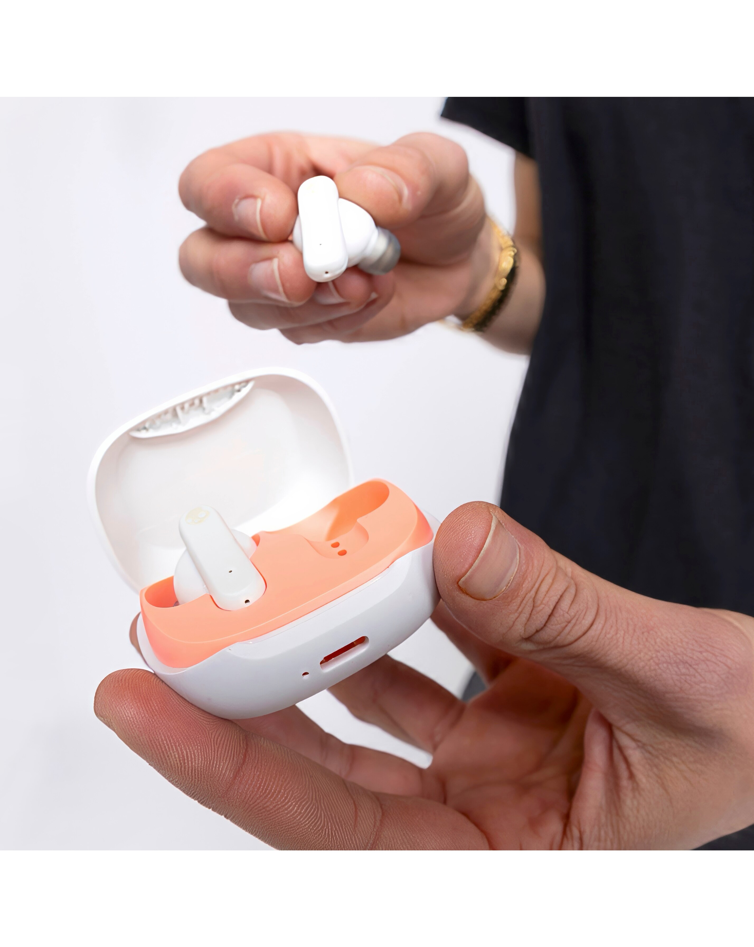 Skullcandy Smokin' Buds True Wireless Earbuds - Bone 3 Skullcandy Smokin' Buds True Wireless Earbuds - Bone