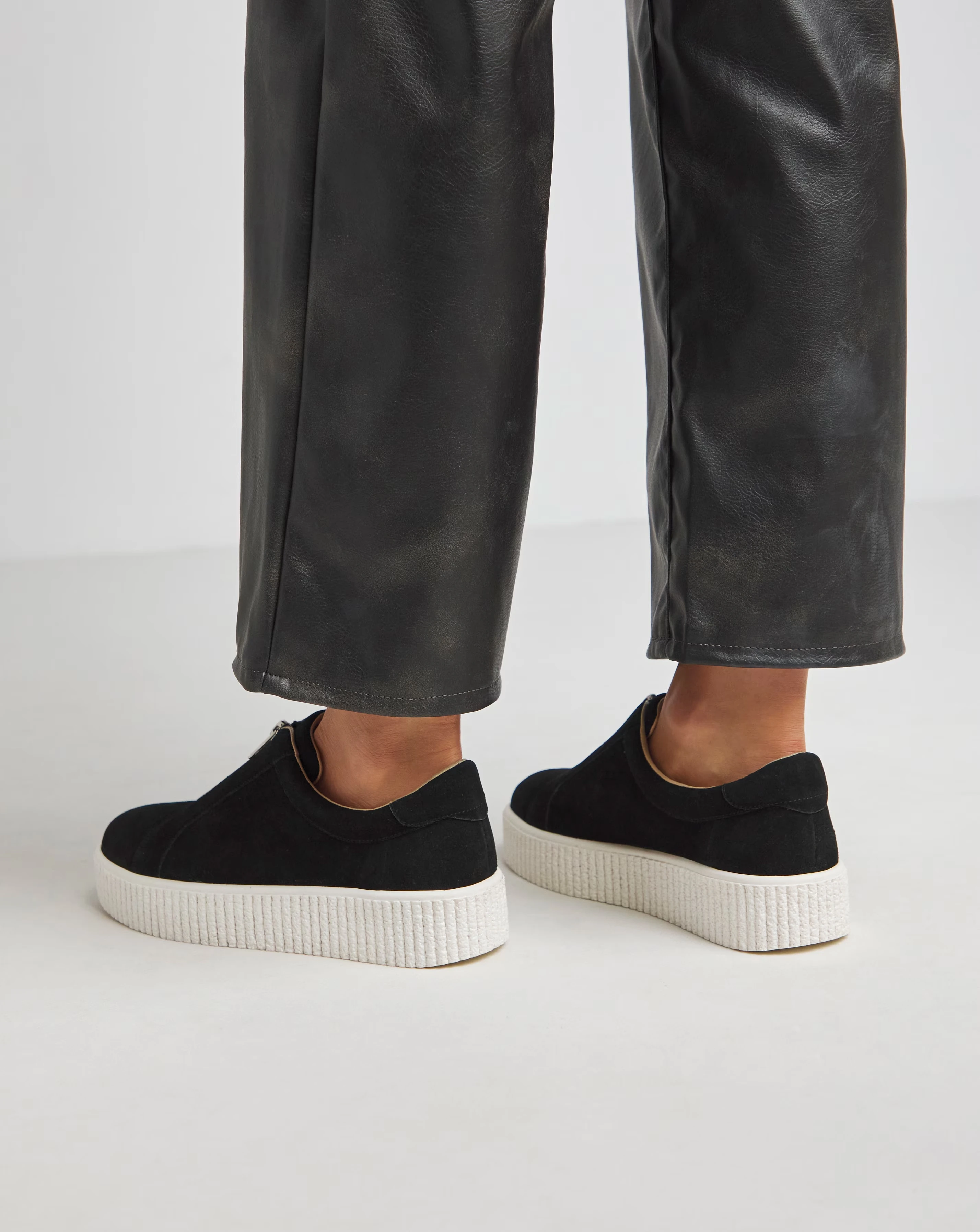 Meridian Zip Up Leather Trainer - Extra Wide Fit (EEE) 4 Meridian Zip Up Leather Trainer - Extra Wide Fit (EEE)
