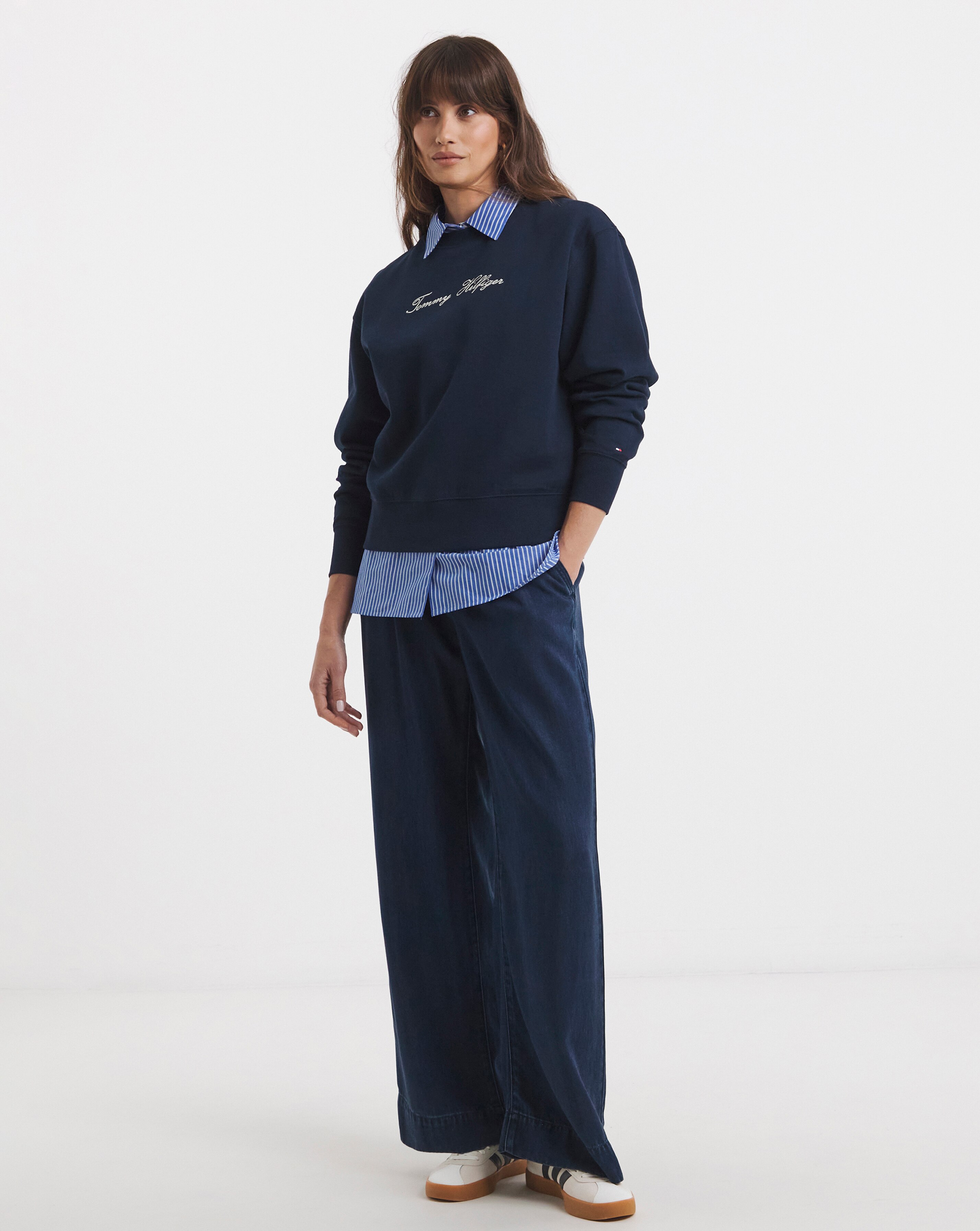 Tommy Hilfiger Lurex Script Sweatshirt 3 Tommy Hilfiger Lurex Script Sweatshirt