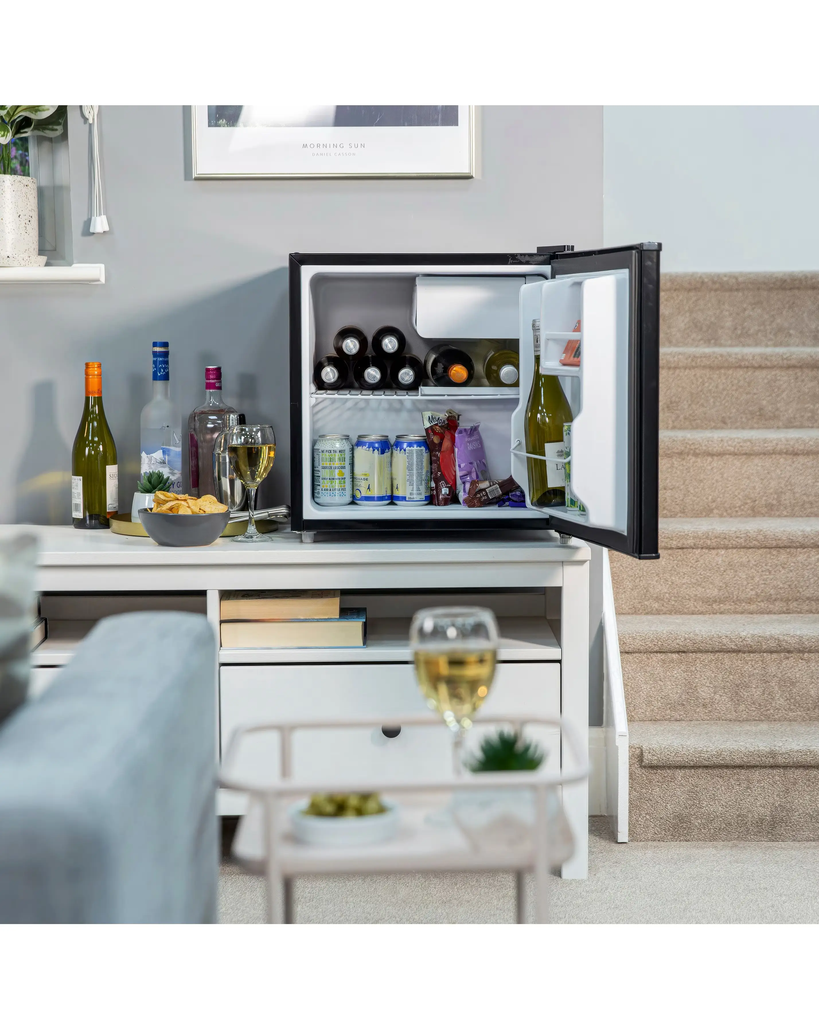 Kuhla KTTF0E4B Black Table Top Fridge 6 Kuhla KTTF0E4B Black Table Top Fridge