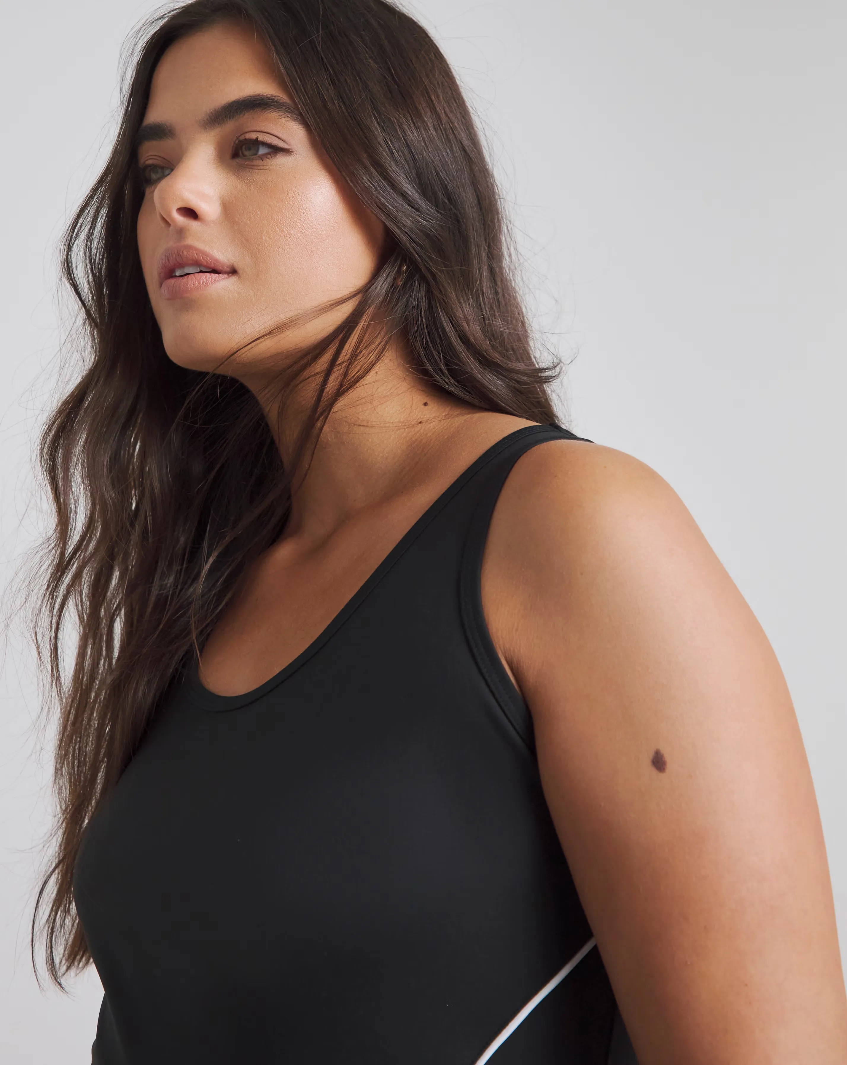 Simply Be SB3 Black & White Active Piping Vest 2 Simply Be SB3 Black & White Active Piping Vest