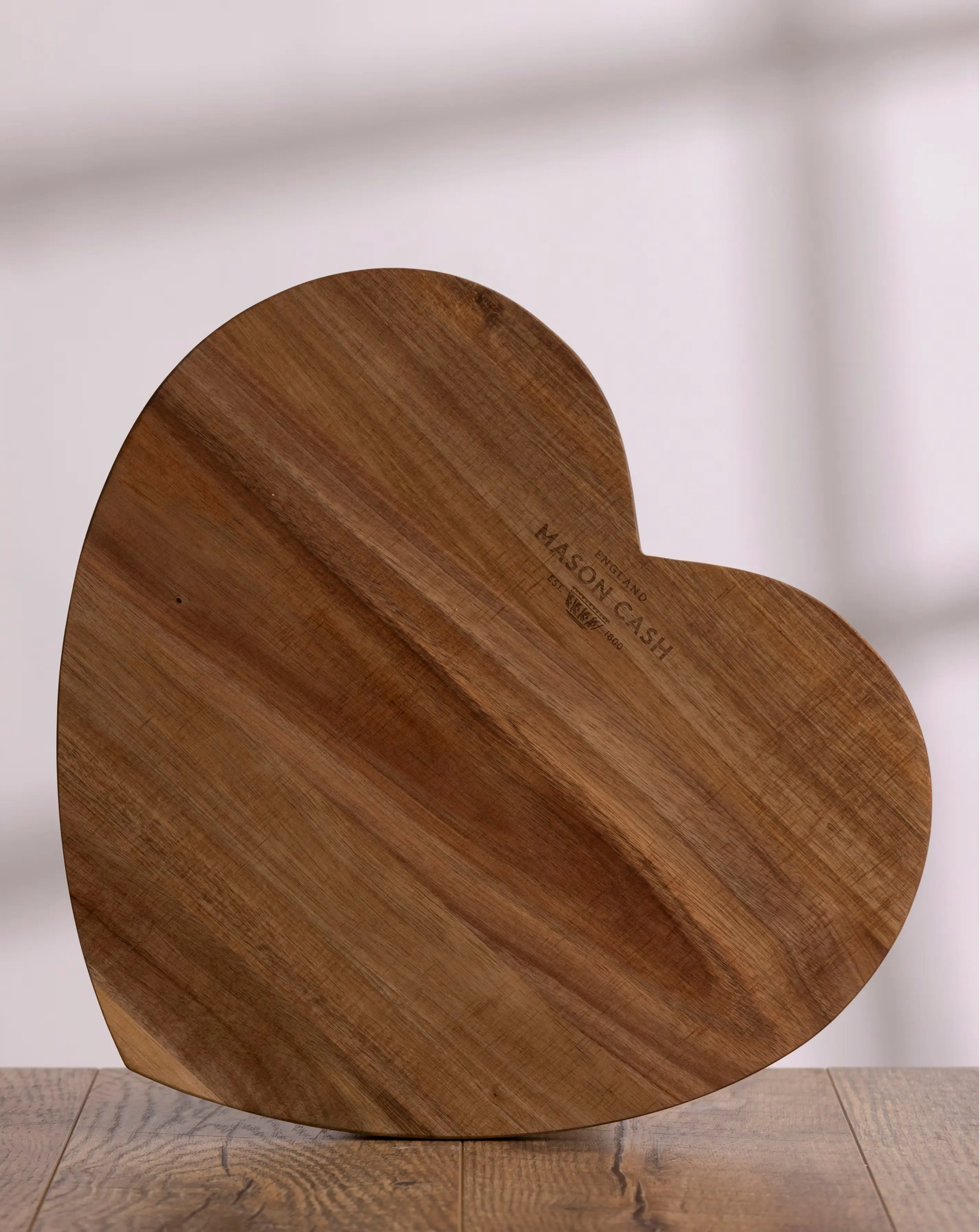 Mason Cash Rustic Charm Measuring Cups and Chopping Board 4 Mason Cash Rustic Charm Measuring Cups and Chopping Board