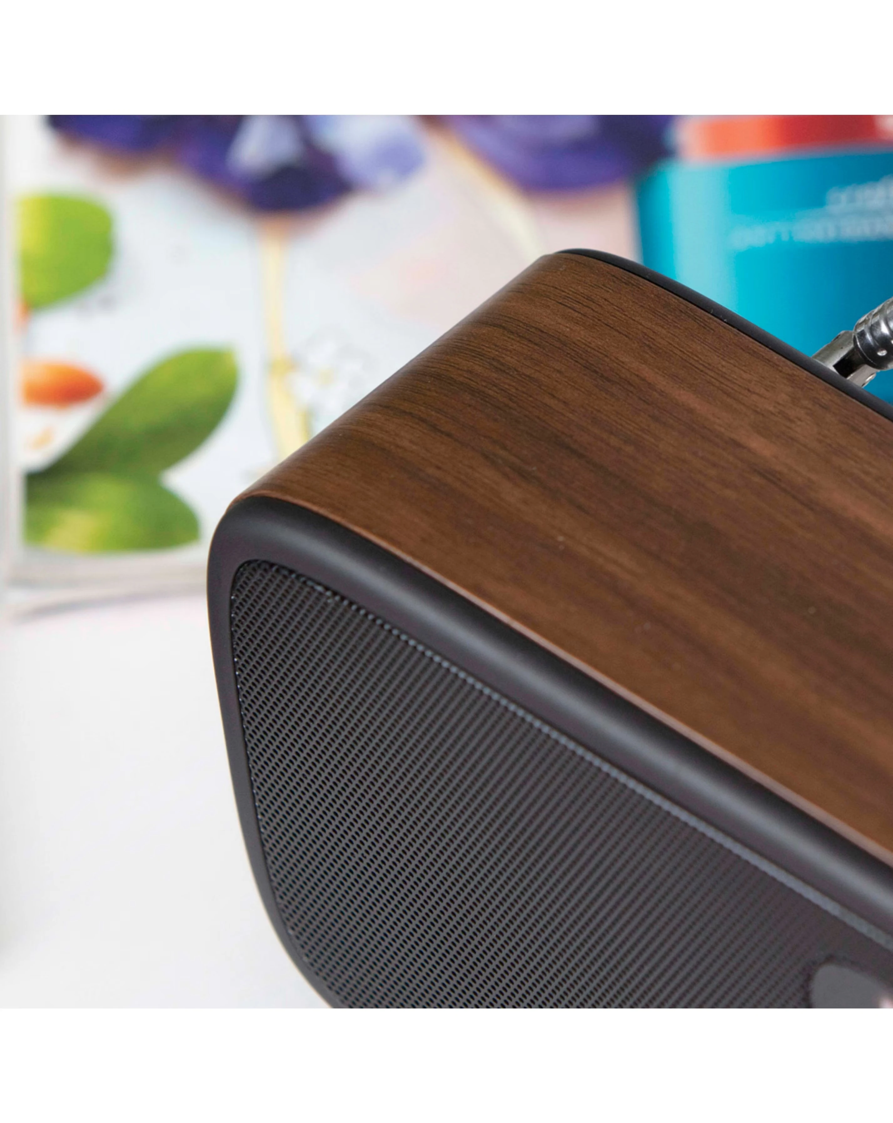 VQ Dexter DAB/FM Radio - Walnut 10 VQ Dexter DAB/FM Radio - Walnut