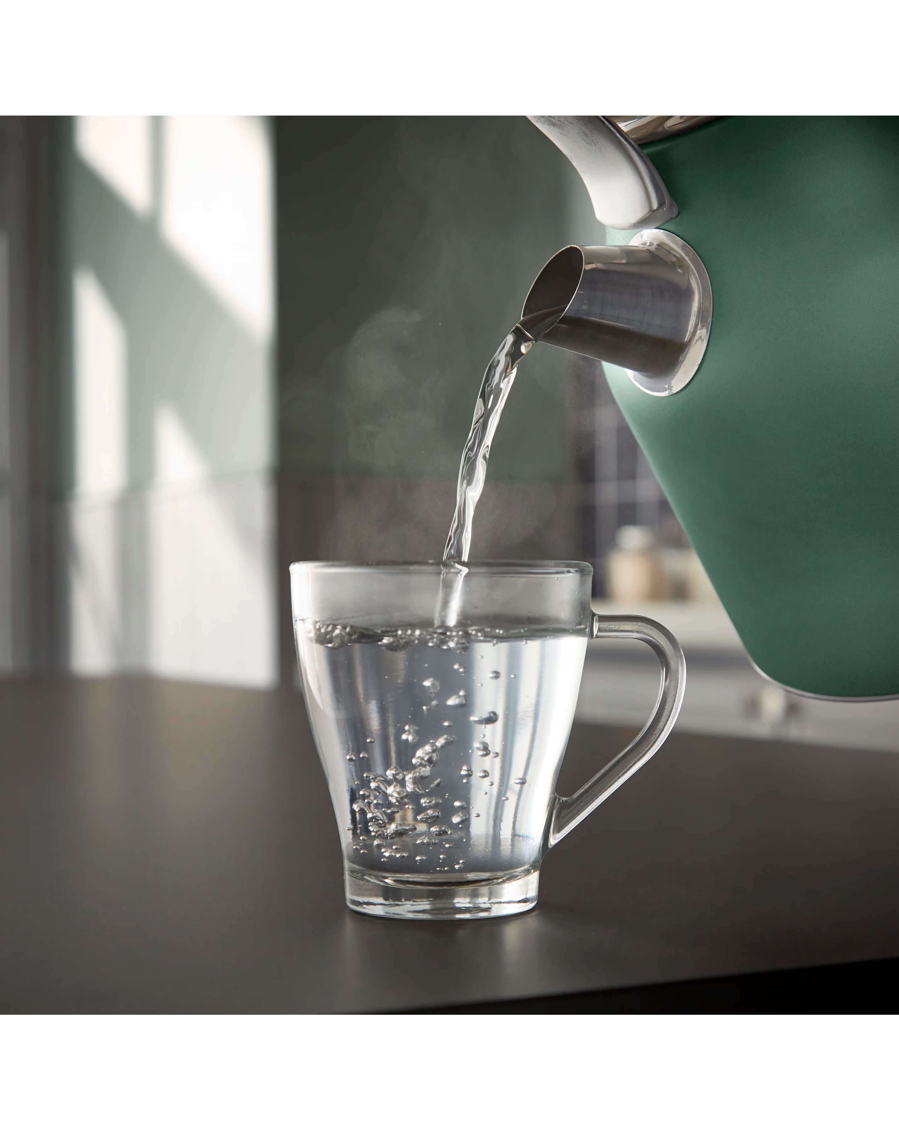 Tower Renaissance 1.7L Green Kettle 6 Tower Renaissance 1.7L Green Kettle