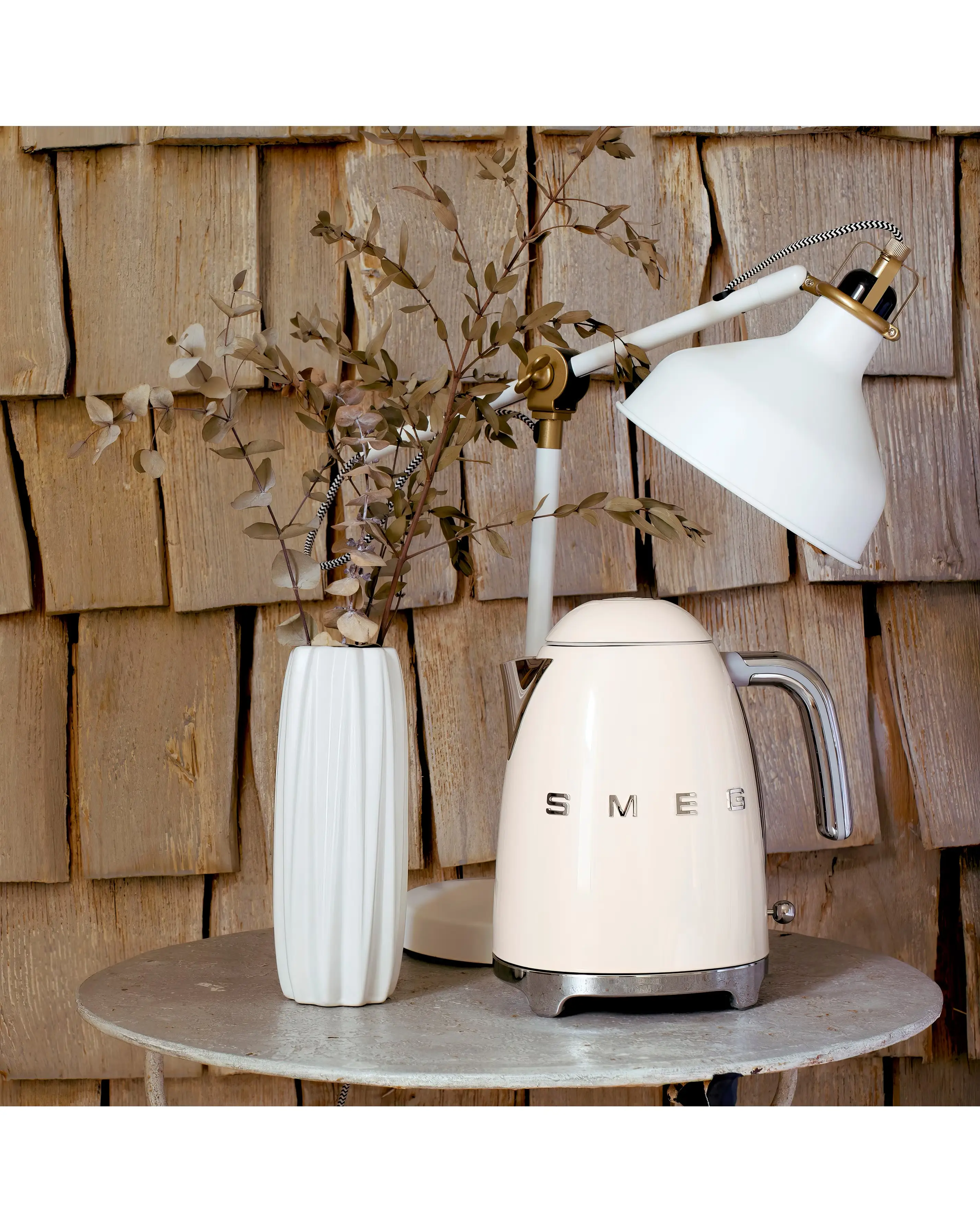Smeg KLF03 Retro Style Cream Kettle 6 Smeg KLF03 Retro Style Cream Kettle