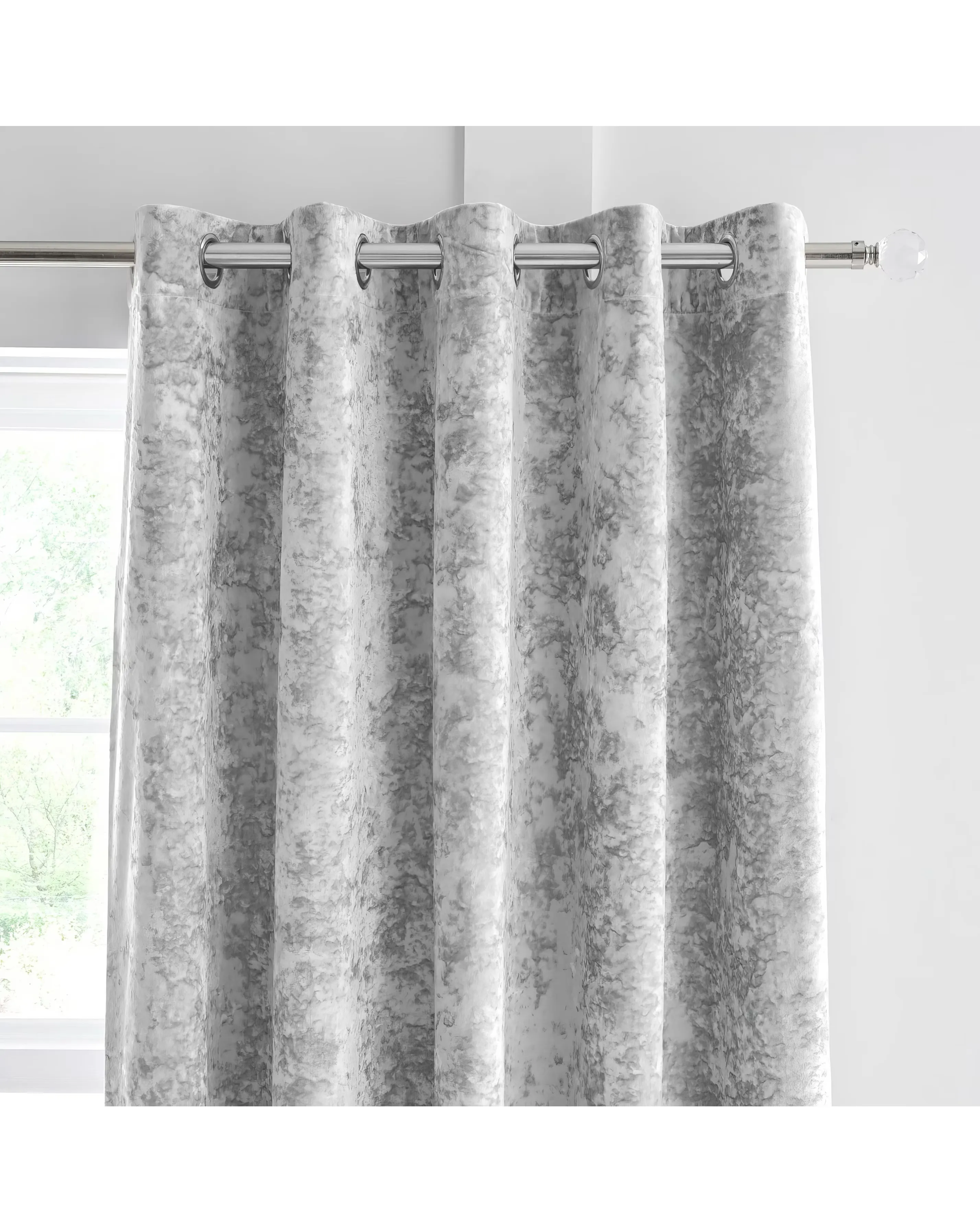 Catherine Lansfield Crushed Velvet Eyelet Curtains 3 Catherine Lansfield Crushed Velvet Eyelet Curtains