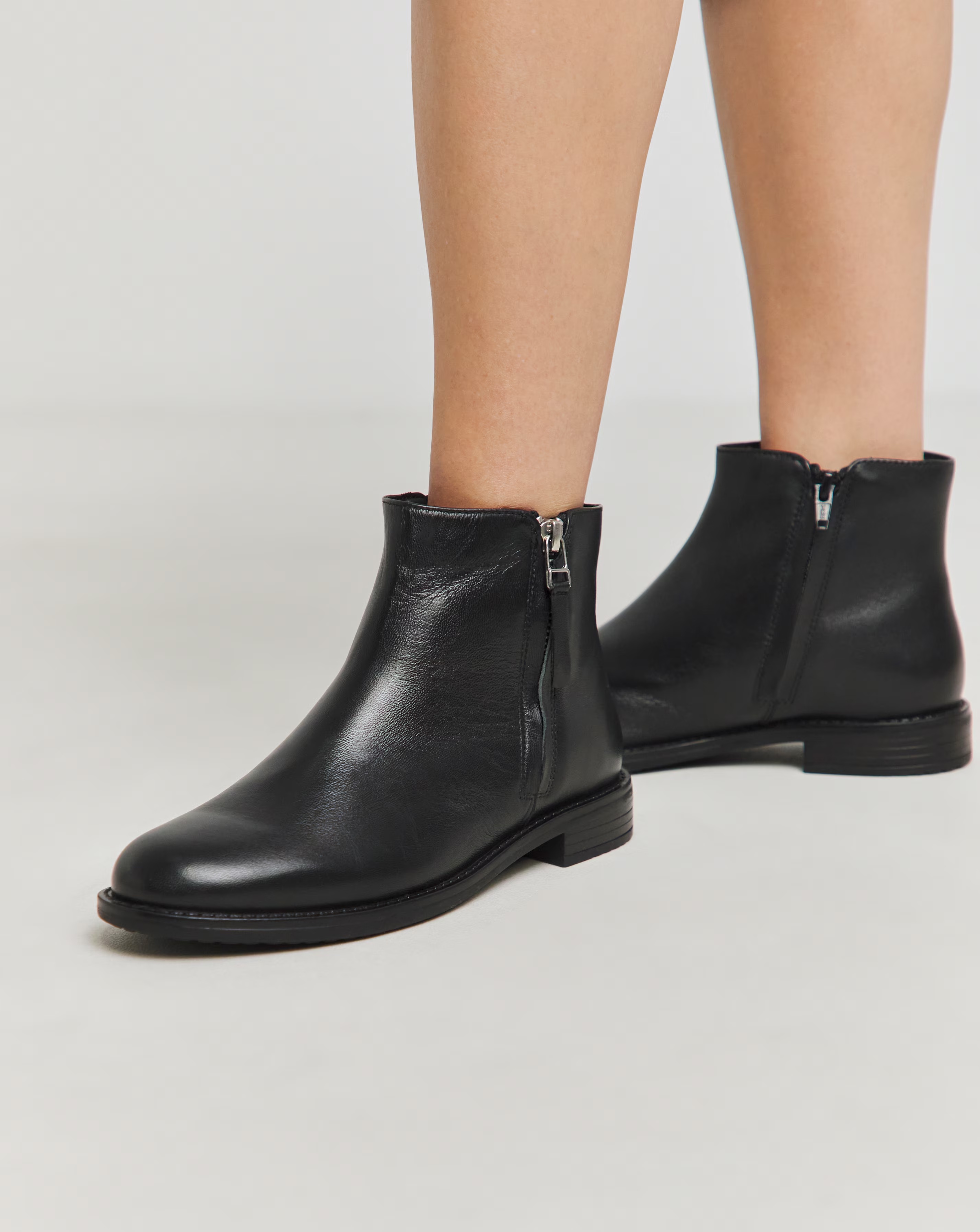 Lucinda Leather Side Zip Boot Wide E Fit 2 Lucinda Leather Side Zip Boot Wide E Fit