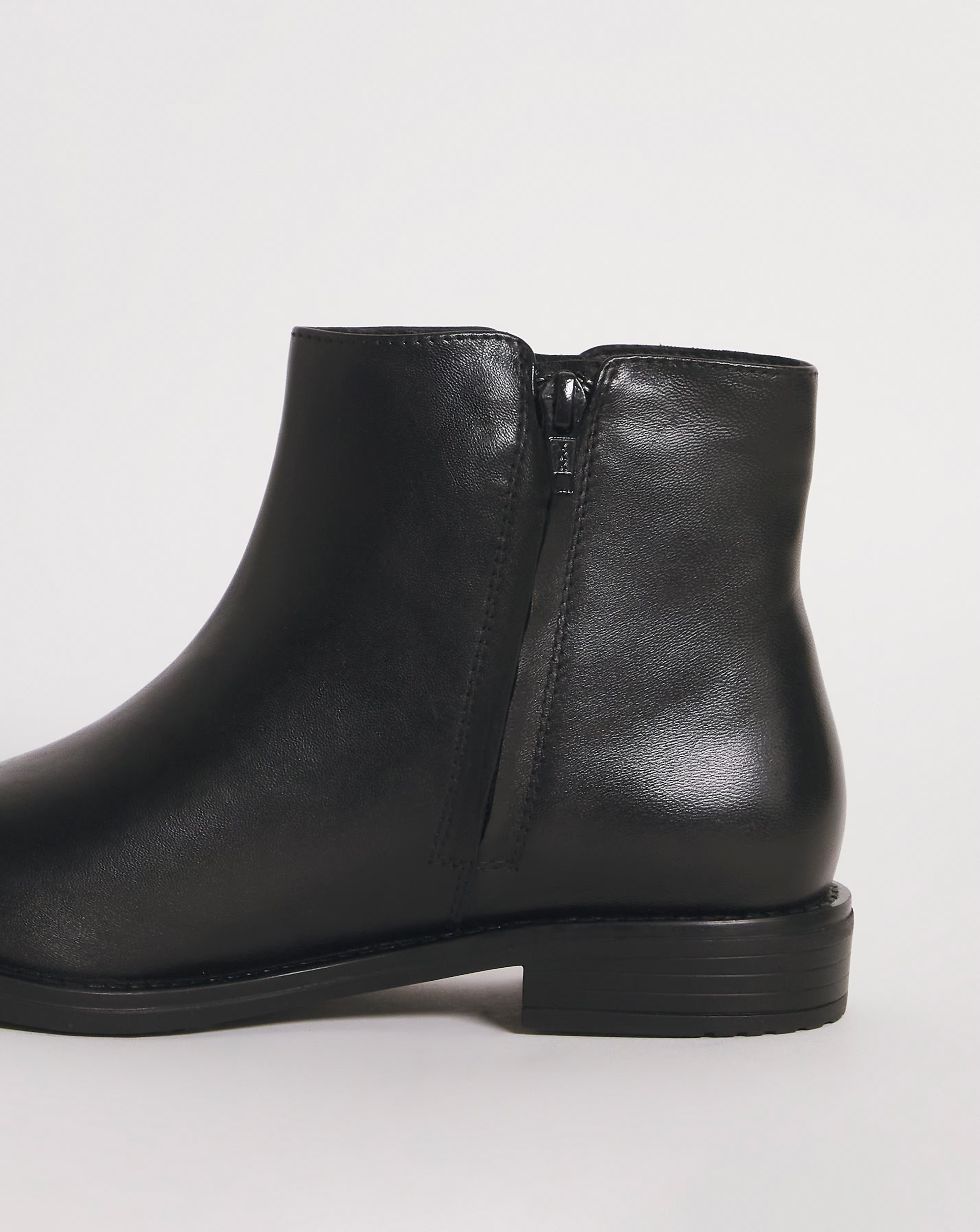 Lucinda Leather Side Zip Boot Wide E Fit 6 Lucinda Leather Side Zip Boot Wide E Fit