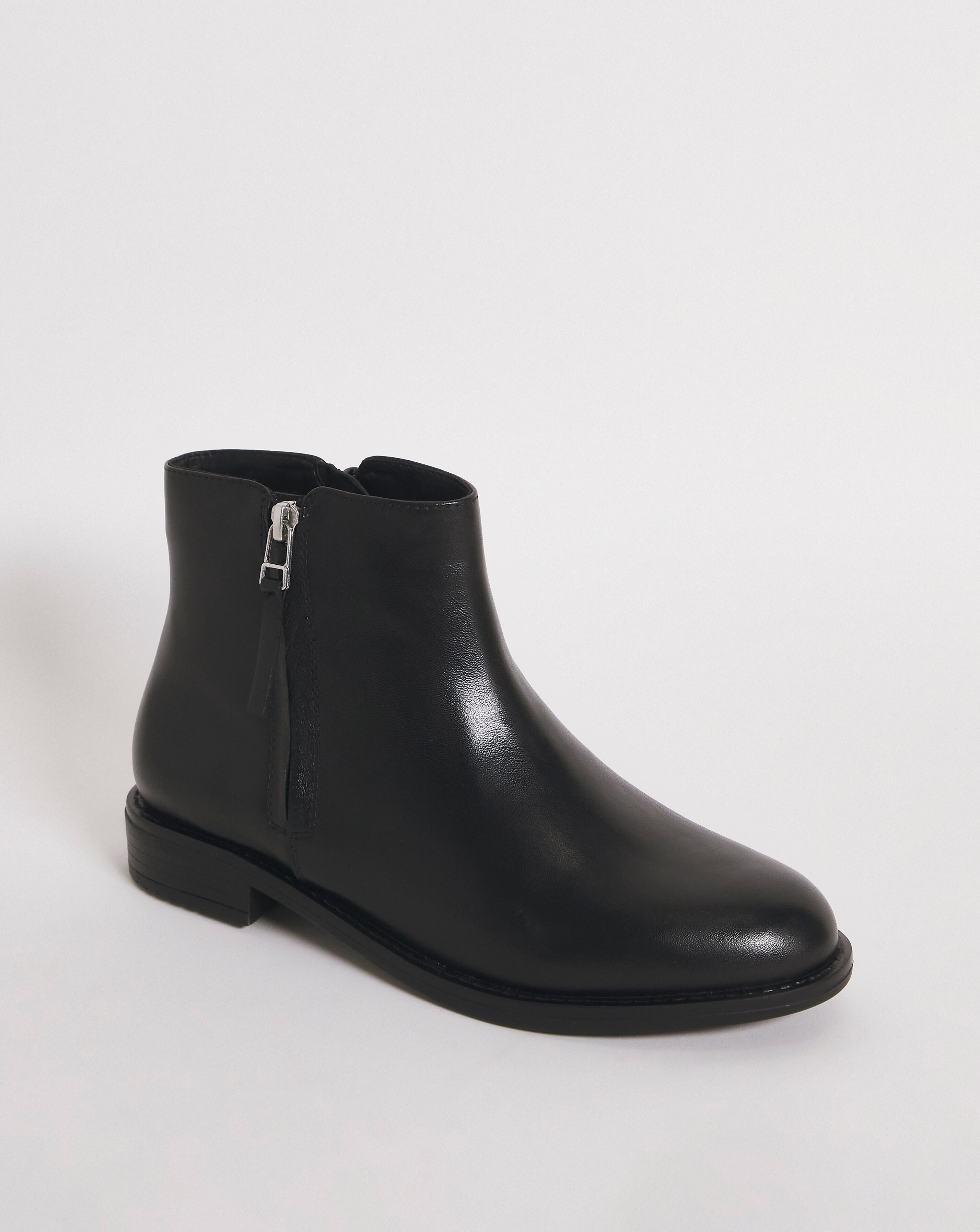 Lucinda Leather Side Zip Boot Wide E Fit 7 Lucinda Leather Side Zip Boot Wide E Fit