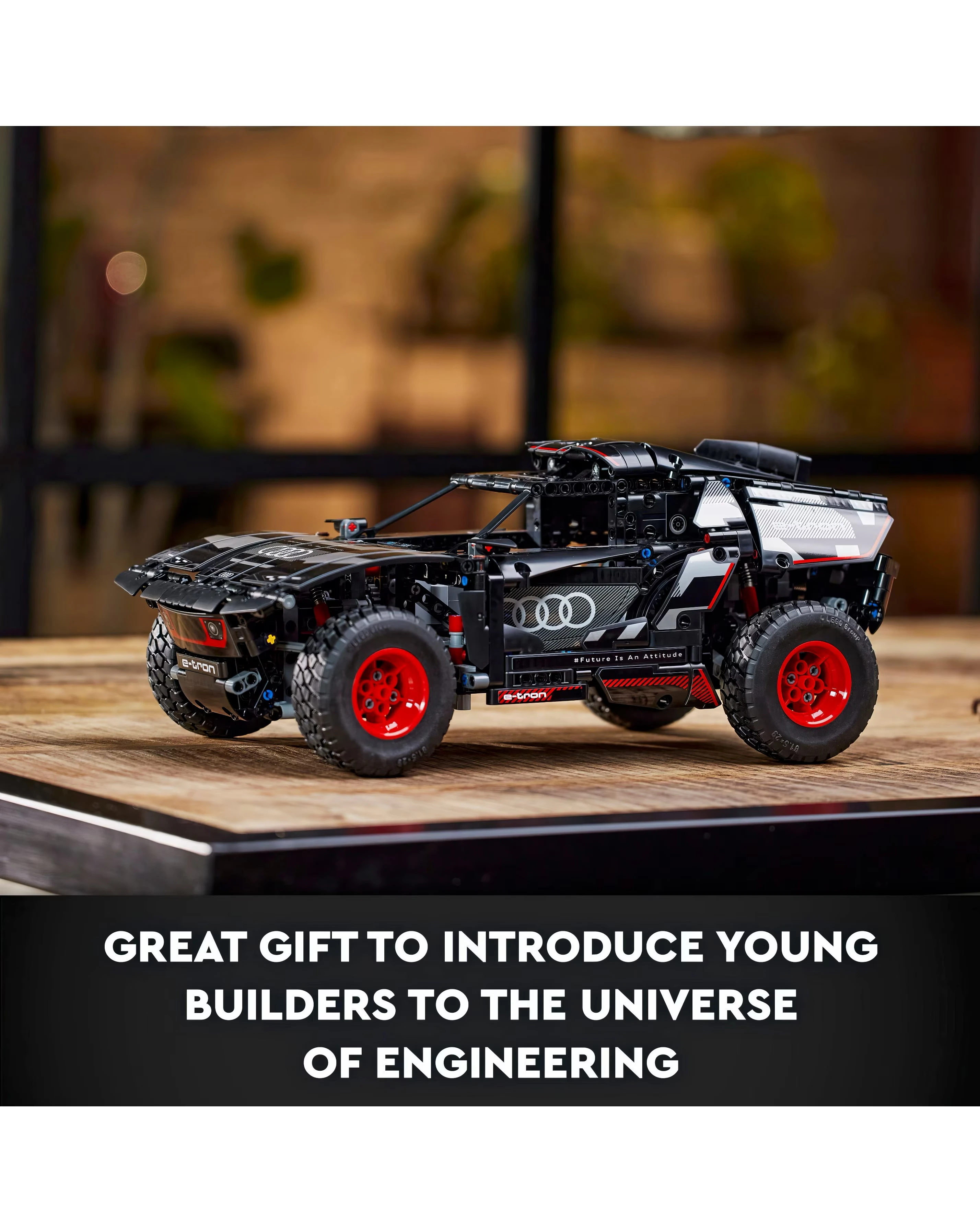 LEGO Technic Audi RS Q e-tron - 42160 5 LEGO Technic Audi RS Q e-tron - 42160