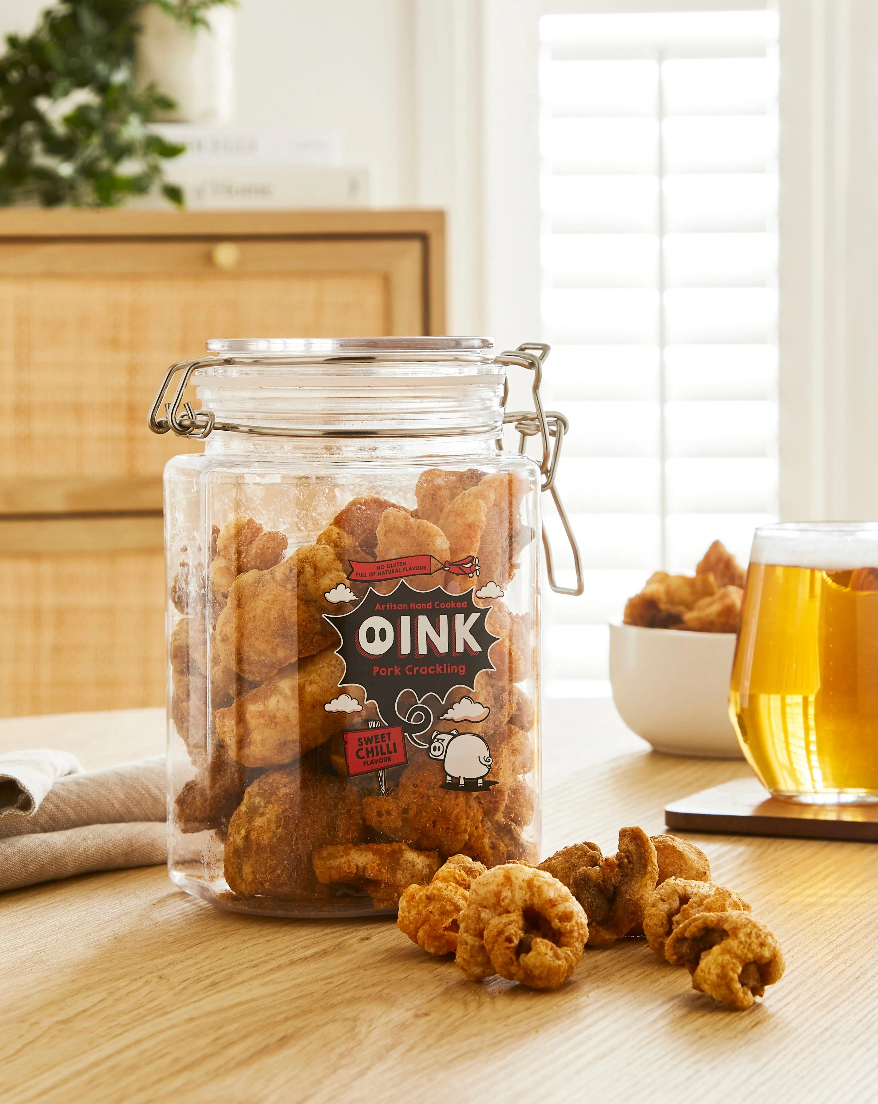 Oink Sweet Chilli Pork Crackling Gifting Jar 280g