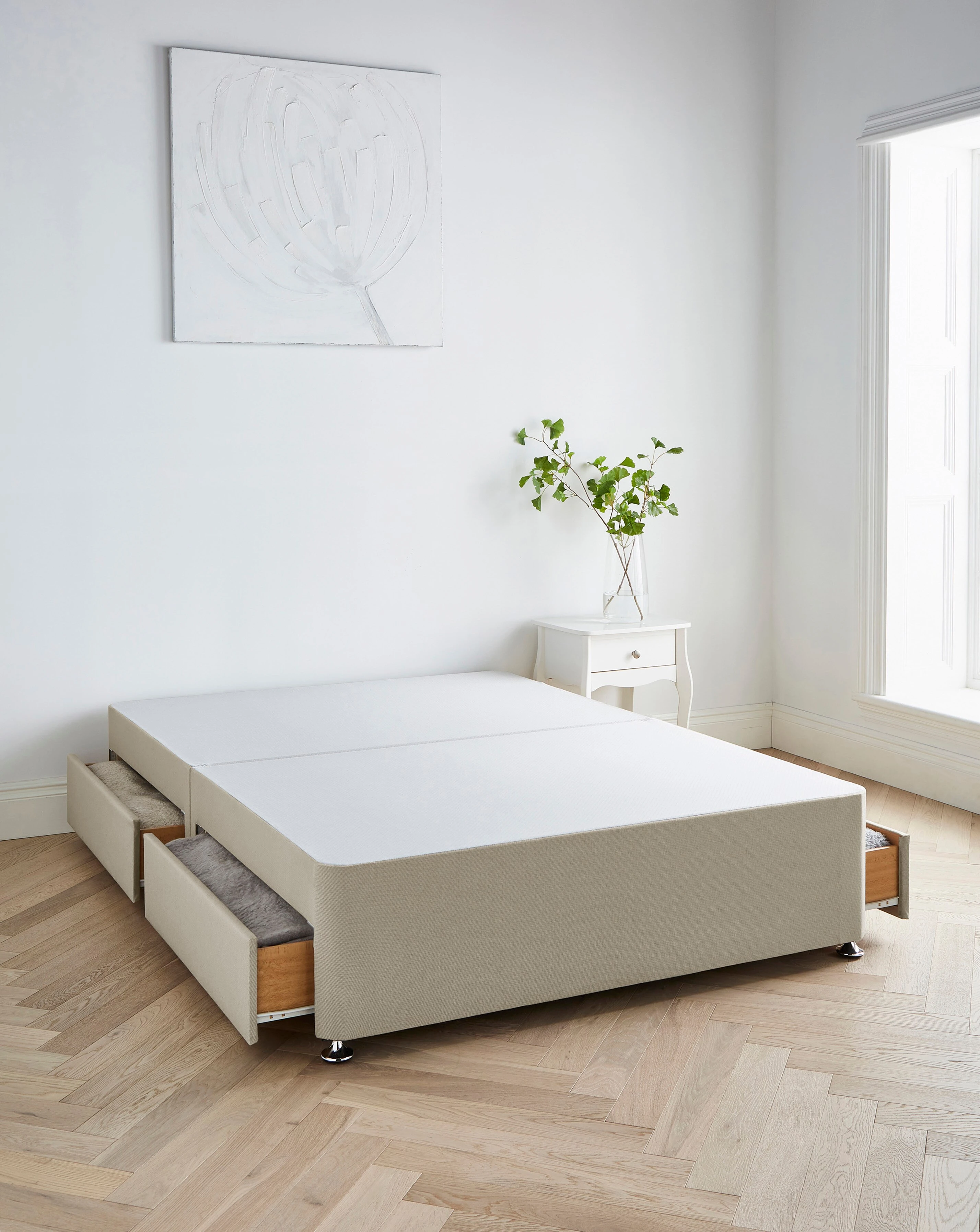 Silentnight 1000 Pocket Pillowtop Memory Divan Set with 4 Drawers 3 Silentnight 1000 Pocket Pillowtop Memory Divan Set with 4 Drawers