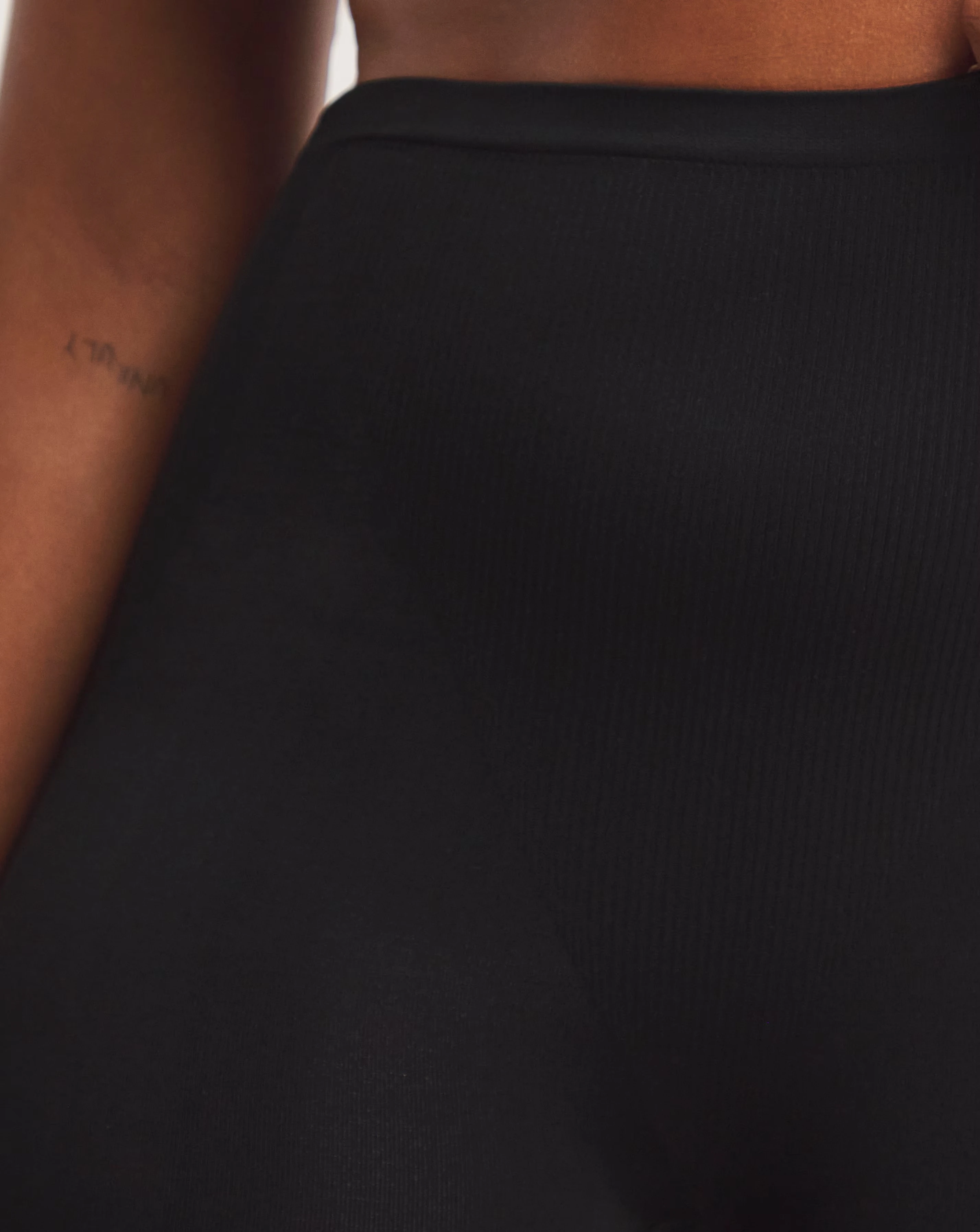 MAGISCULPT 2 Pack Medium Tummy Control High Waisted Shorts 4 MAGISCULPT 2 Pack Medium Tummy Control High Waisted Shorts