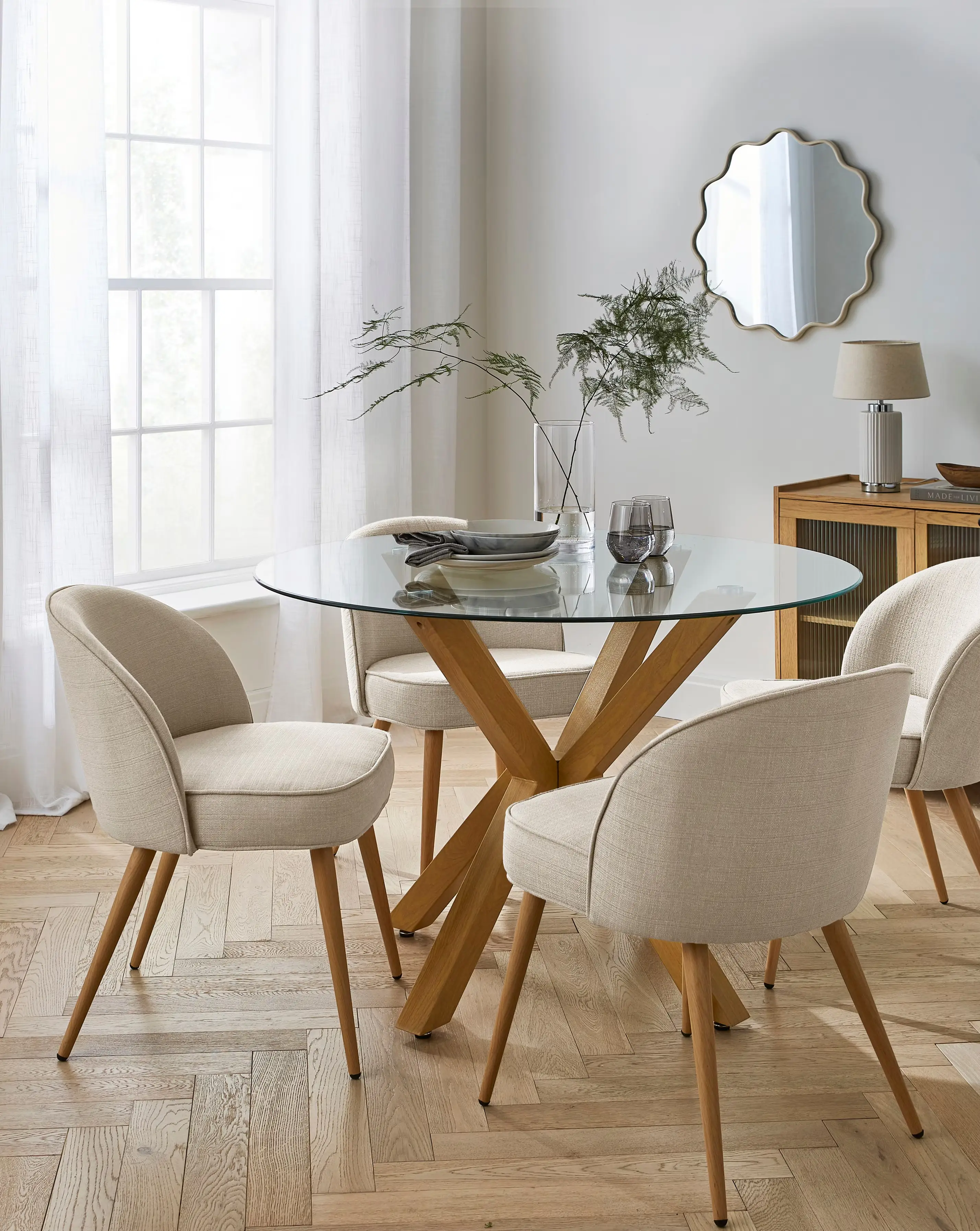 Bodie Oak Effect Dining Table 1 Bodie Oak Effect Dining Table