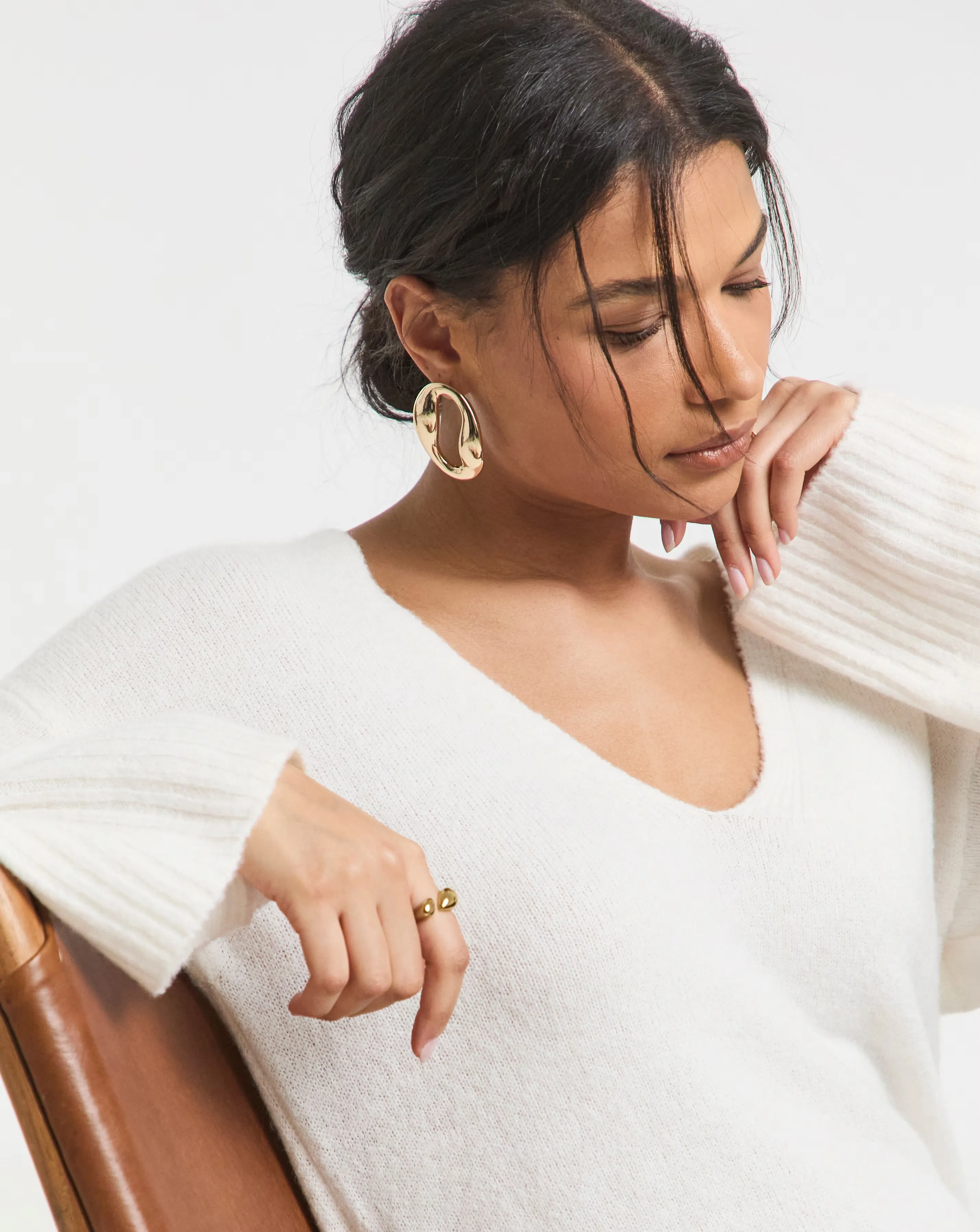 Simply Be Ivory Slouchy V Neck Longline Jumper 4 Simply Be Ivory Slouchy V Neck Longline Jumper