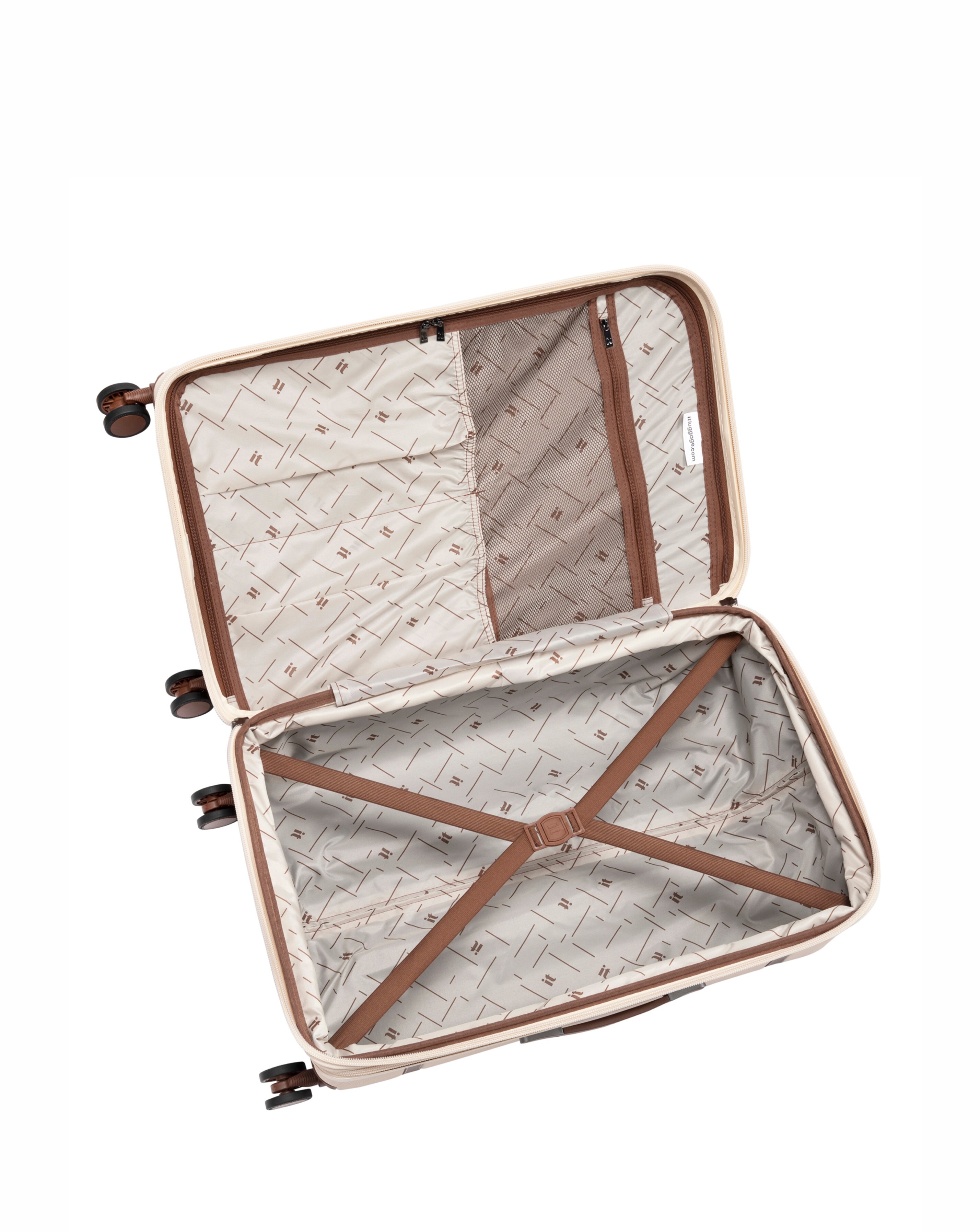 IT Luggage Extravagant Medium Suitcase 7 IT Luggage Extravagant Medium Suitcase