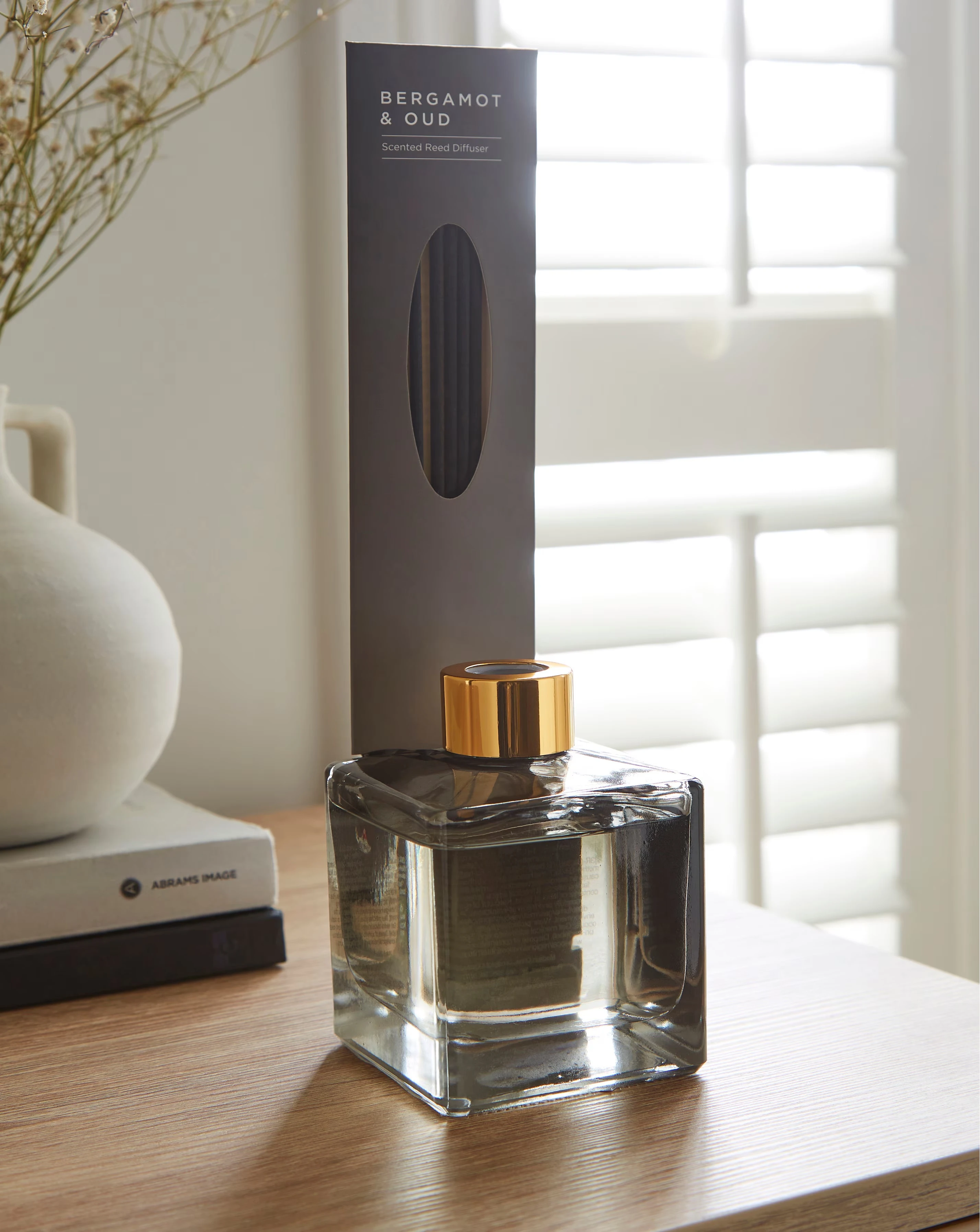 Bergamot & Oud Scented Reed Diffuser 200ml 2 Bergamot & Oud Scented Reed Diffuser 200ml