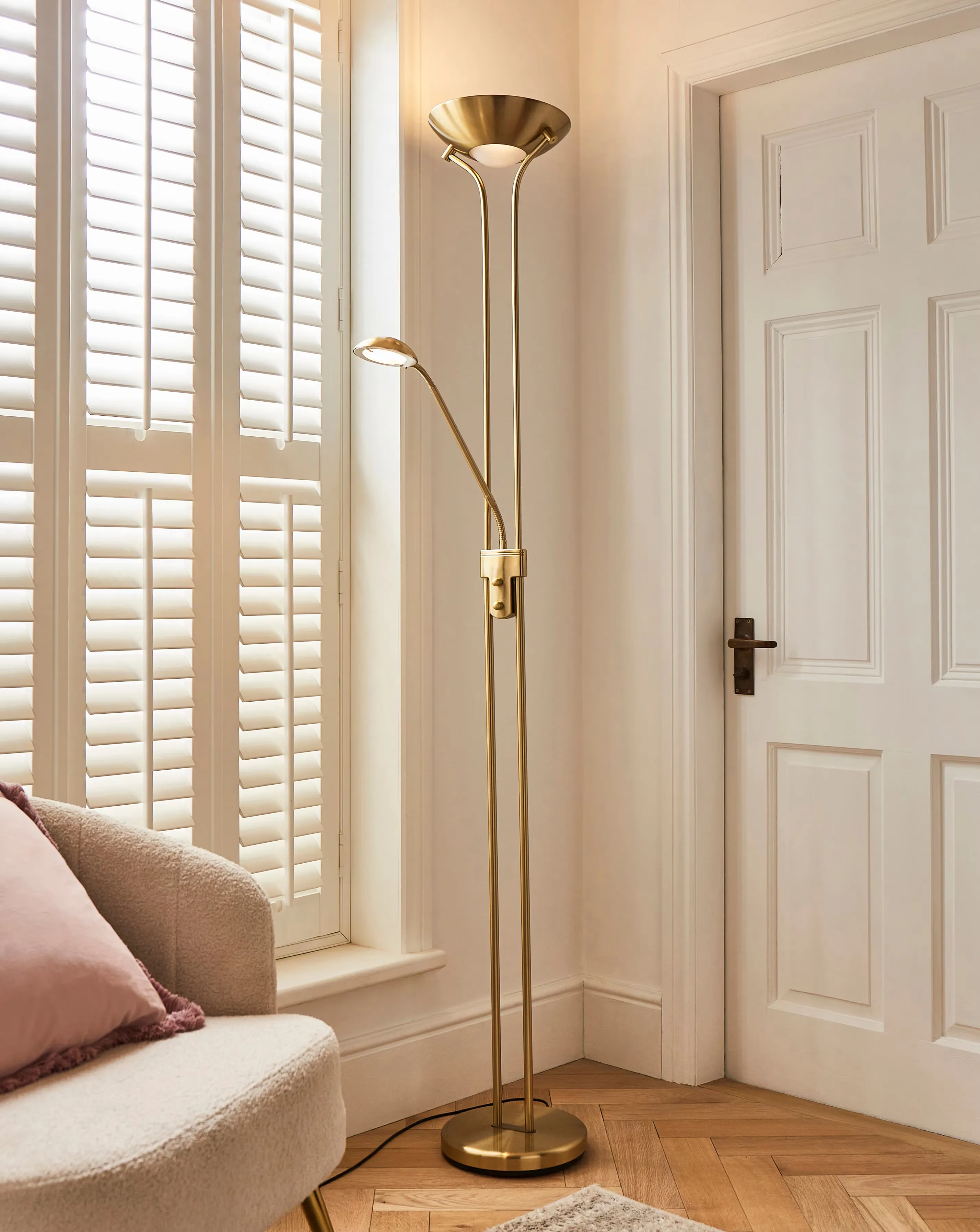 Dual Purpose Floor Lamp with Adjustable Reading Light 1 Dual Purpose Floor Lamp with Adjustable Reading Light