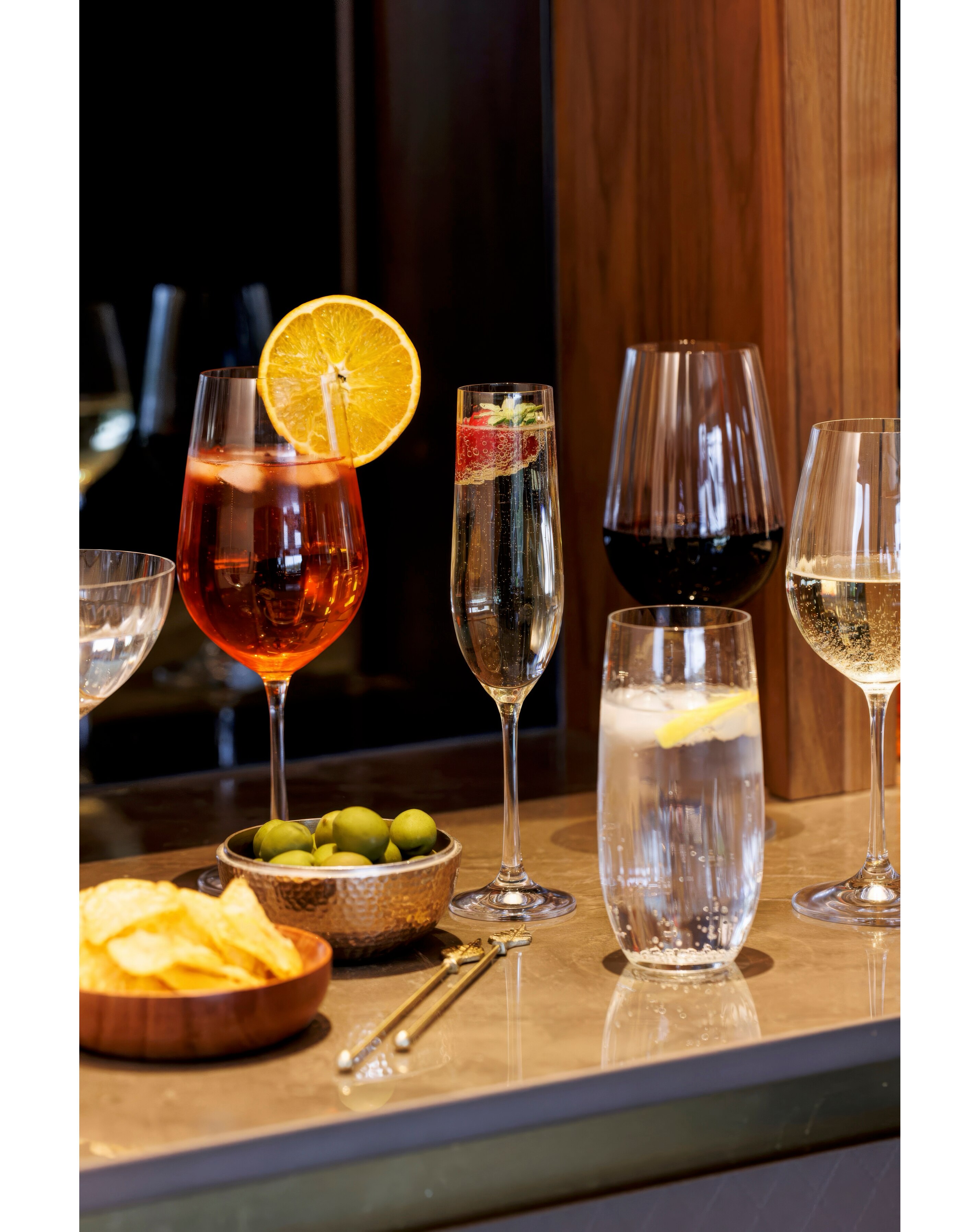 Mikasa Treviso Set of 4 Highball Glasses 8 Mikasa Treviso Set of 4 Highball Glasses