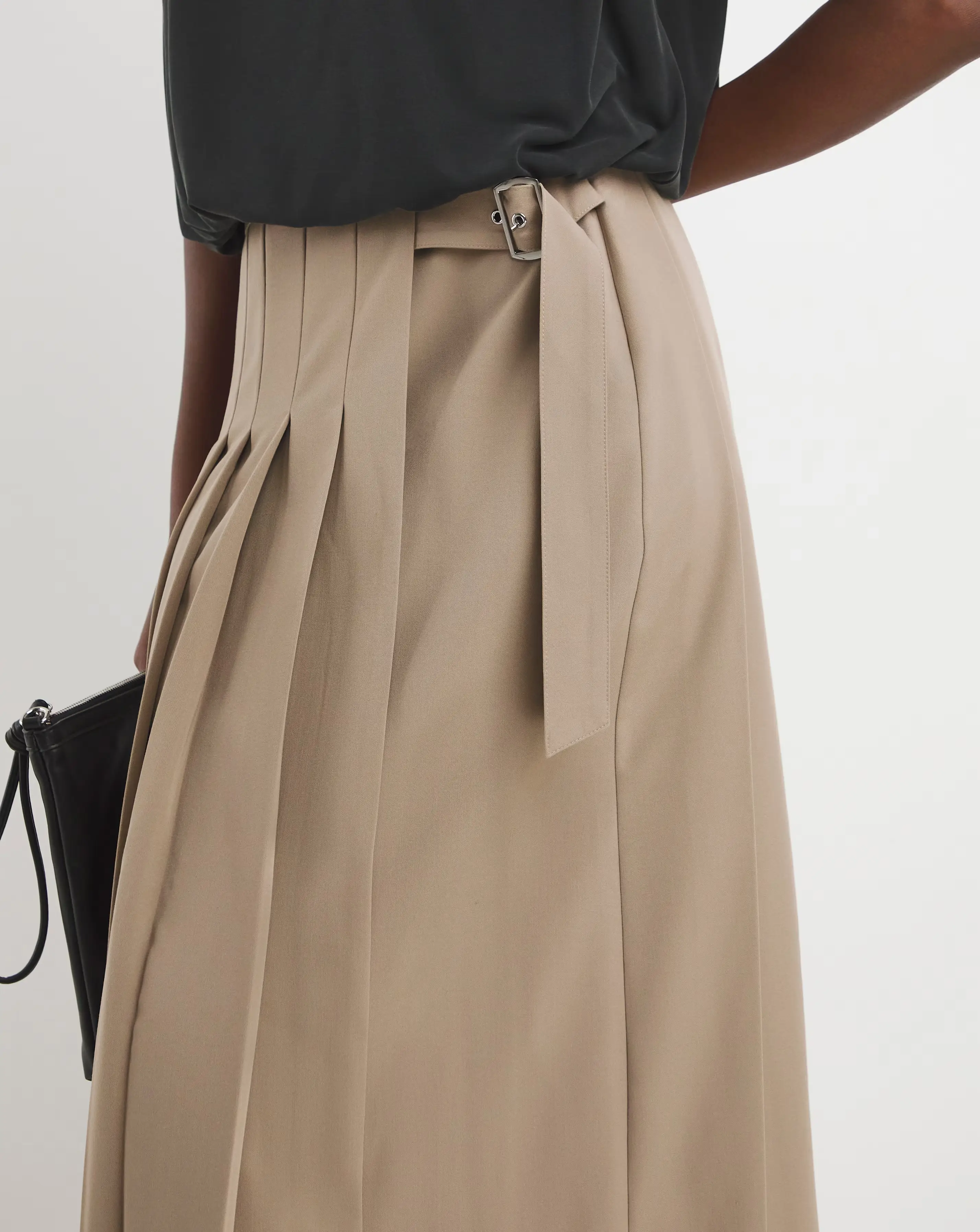 Neutral Pleated Midaxi Skirt 3 Neutral Pleated Midaxi Skirt