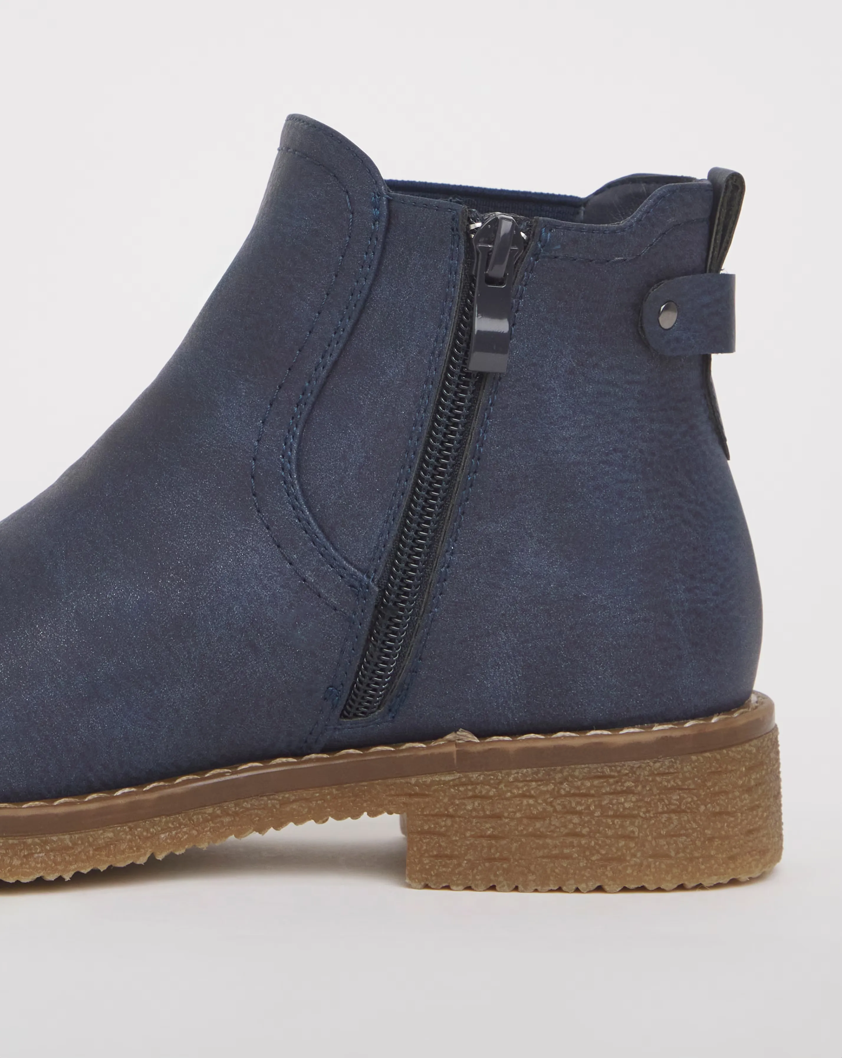 Cushion Walk Chelsea Boot Crepe Sole Extra Wide EEE Fit 5 Cushion Walk Chelsea Boot Crepe Sole Extra Wide EEE Fit