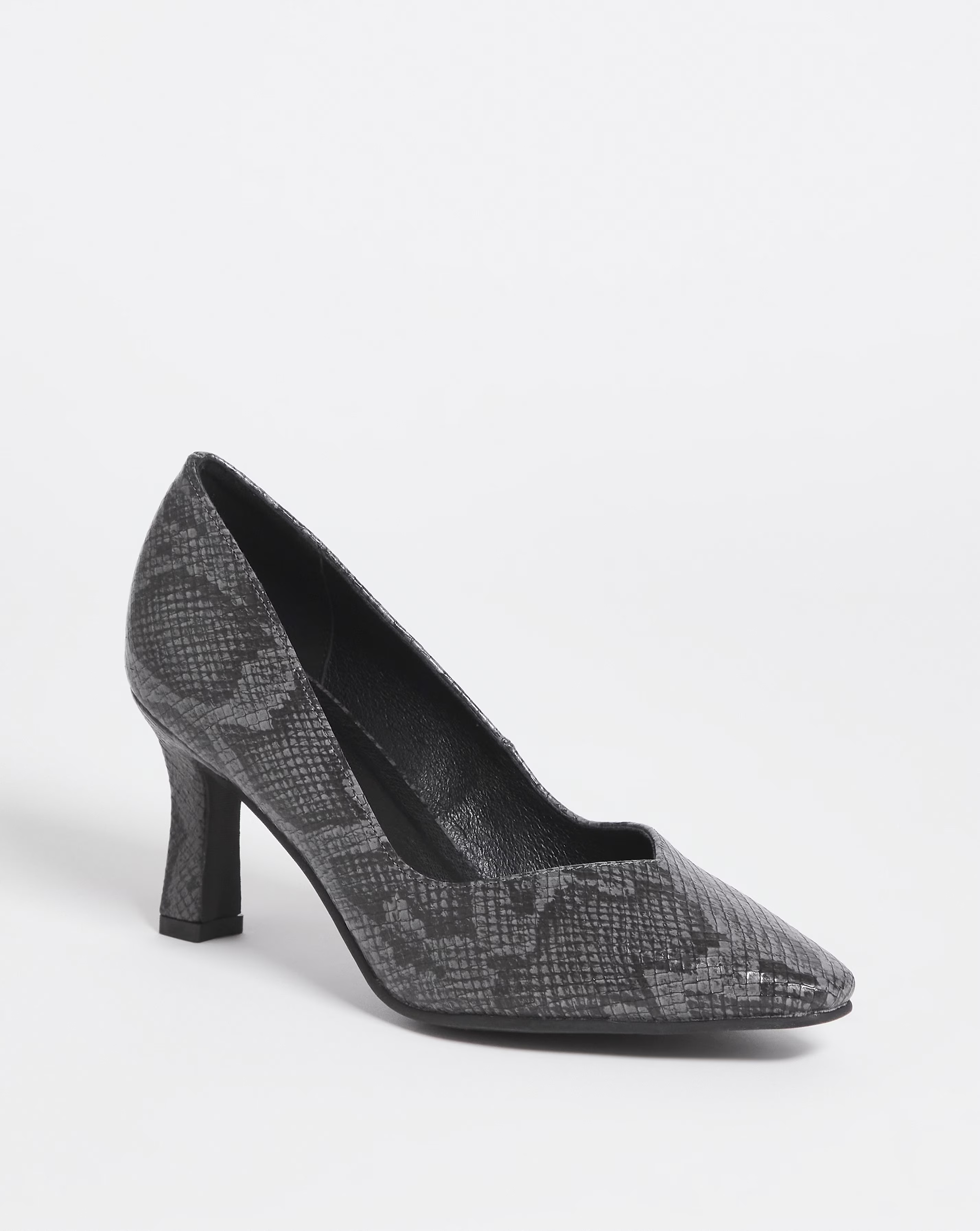 Heeled Court Shoe - Wide Fit (E) 2 Heeled Court Shoe - Wide Fit (E)