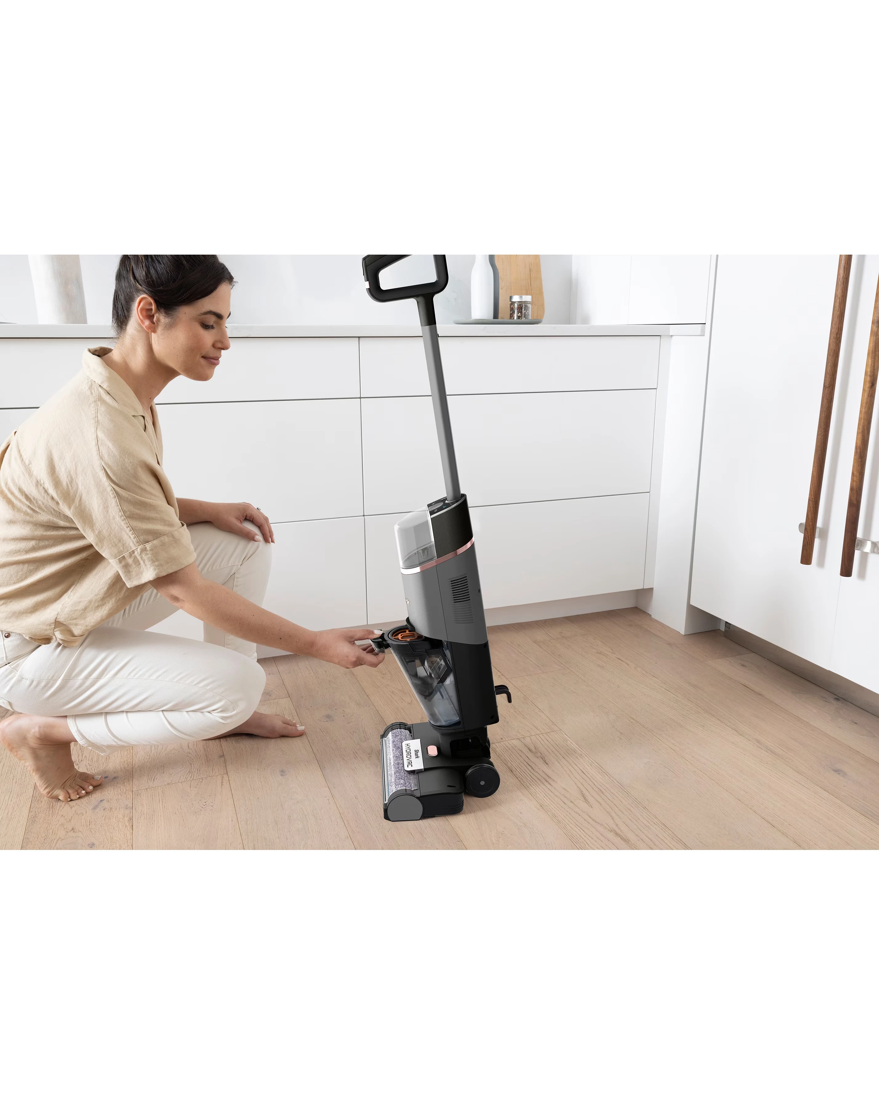 Shark Hydrovac Cordless Hardfloor Cleaner WD210UK 6 Shark Hydrovac Cordless Hardfloor Cleaner WD210UK