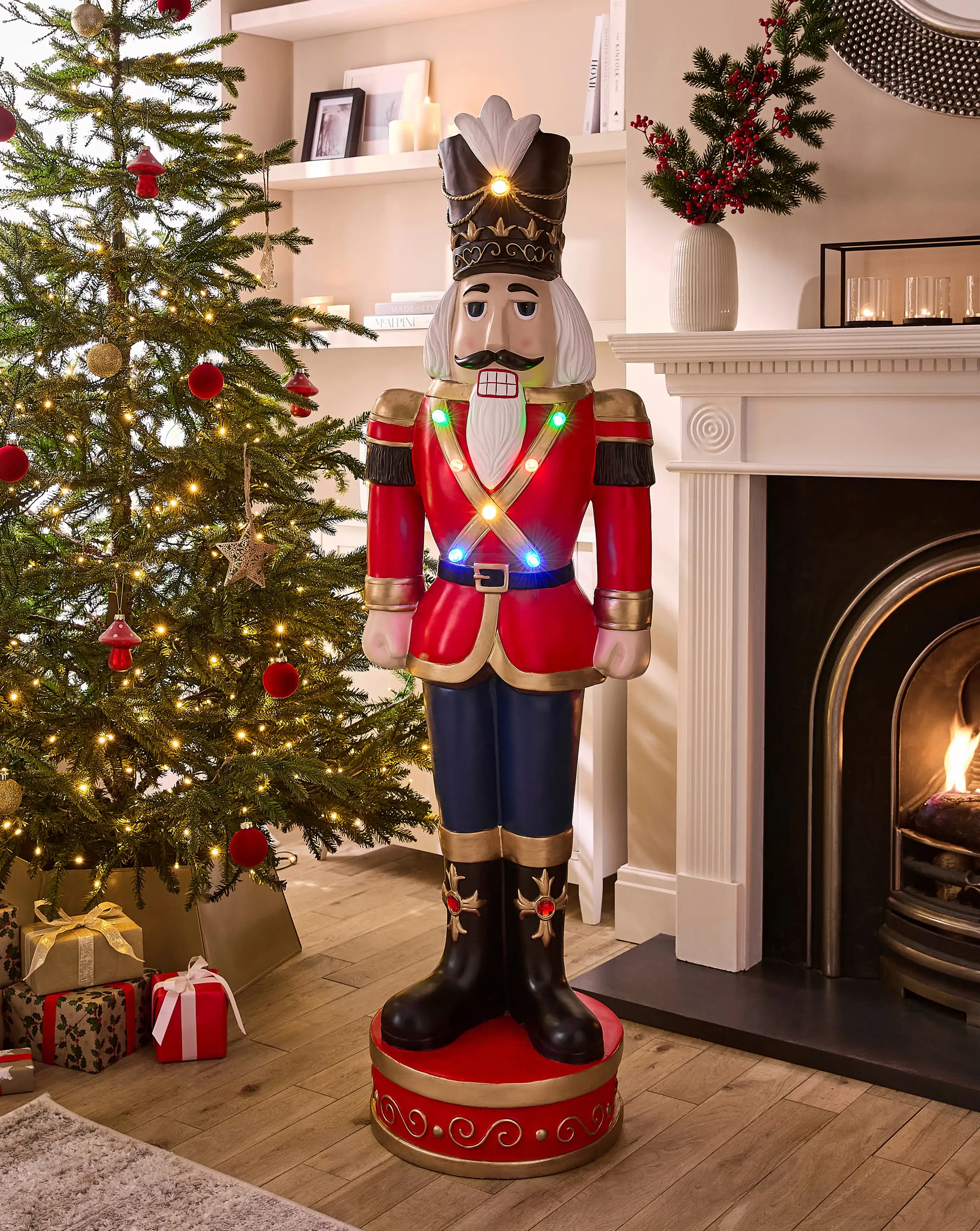 Mega Christmas Nutcracker - 5ft 1 Mega Christmas Nutcracker - 5ft