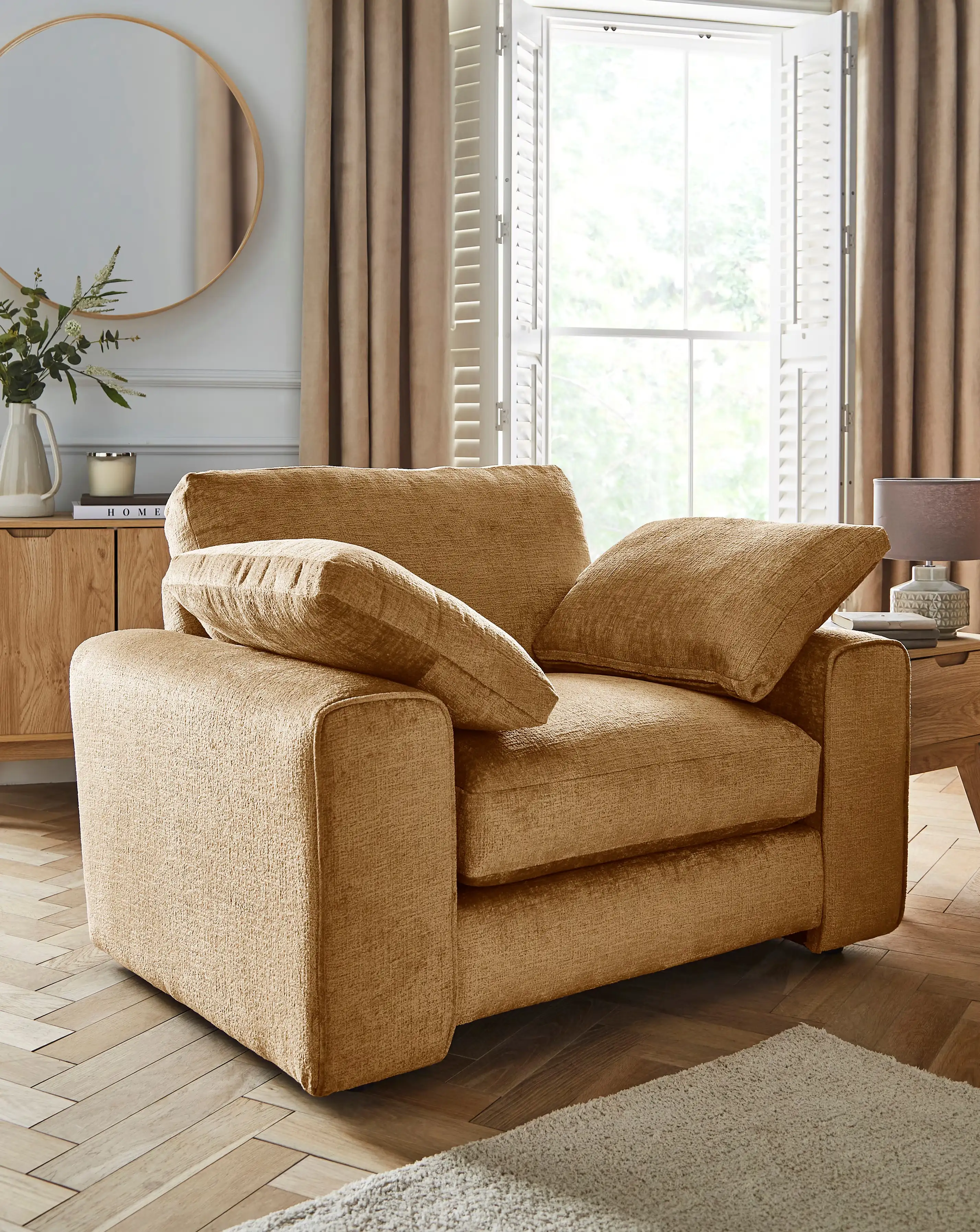Hunter Chenille Snuggler Chair 1 Hunter Chenille Snuggler Chair