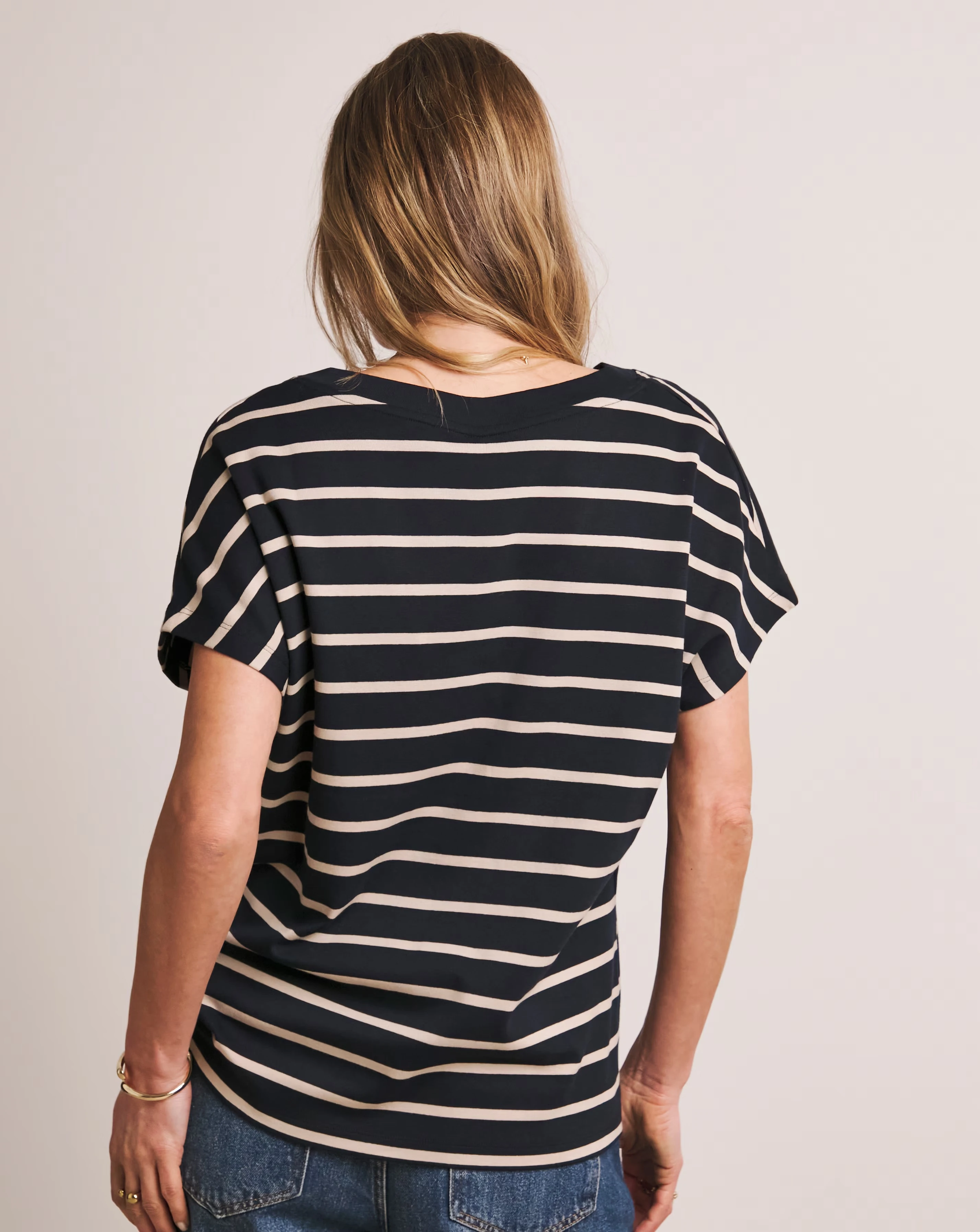 Anthology Stripe V Neck T-Shirt 4 Anthology Stripe V Neck T-Shirt