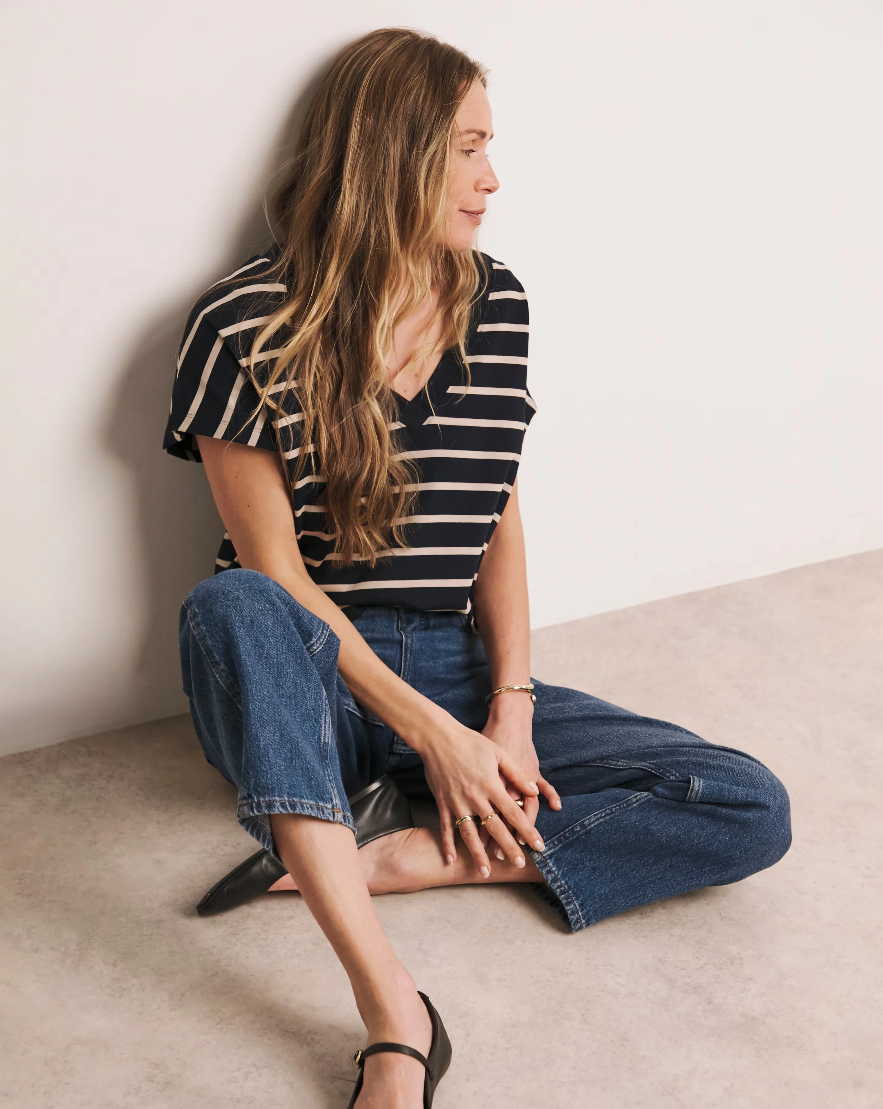 Anthology Stripe V Neck T-Shirt 5 Anthology Stripe V Neck T-Shirt