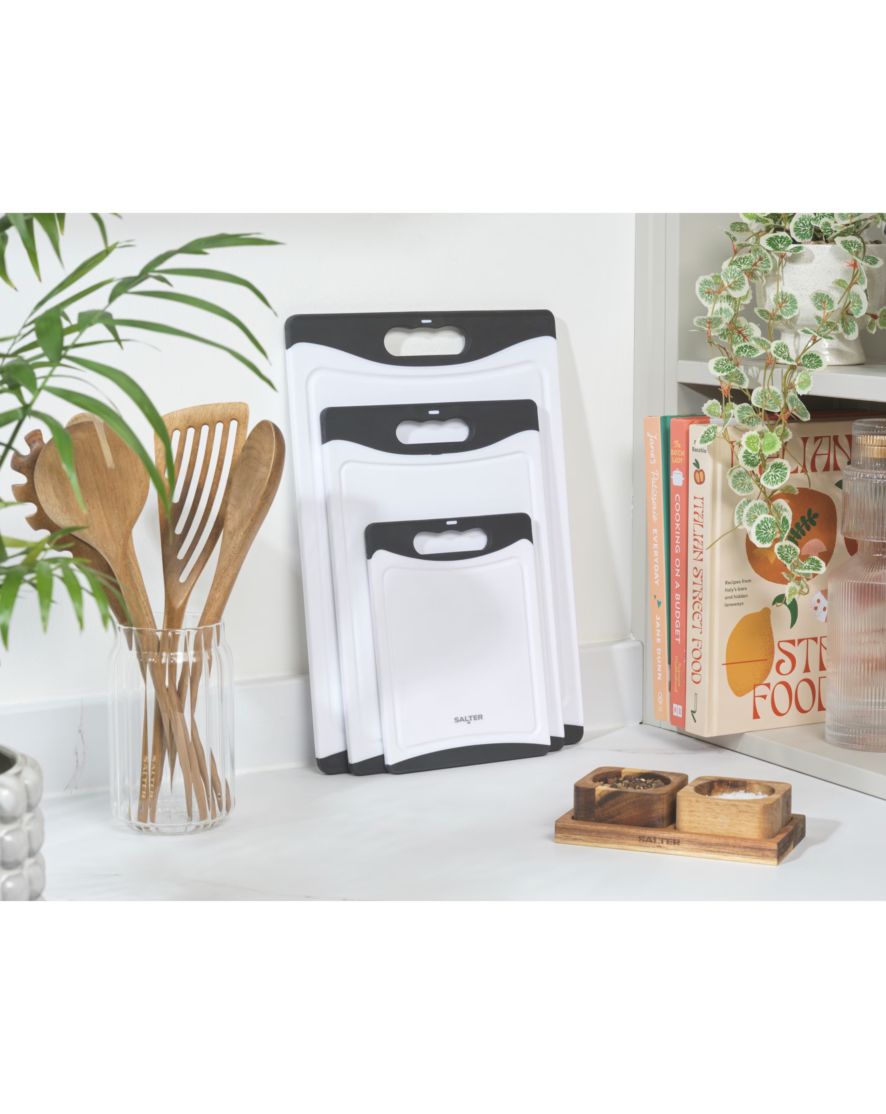 Salter 3 Piece Plastic Chopping Board Set 3 Salter 3 Piece Plastic Chopping Board Set