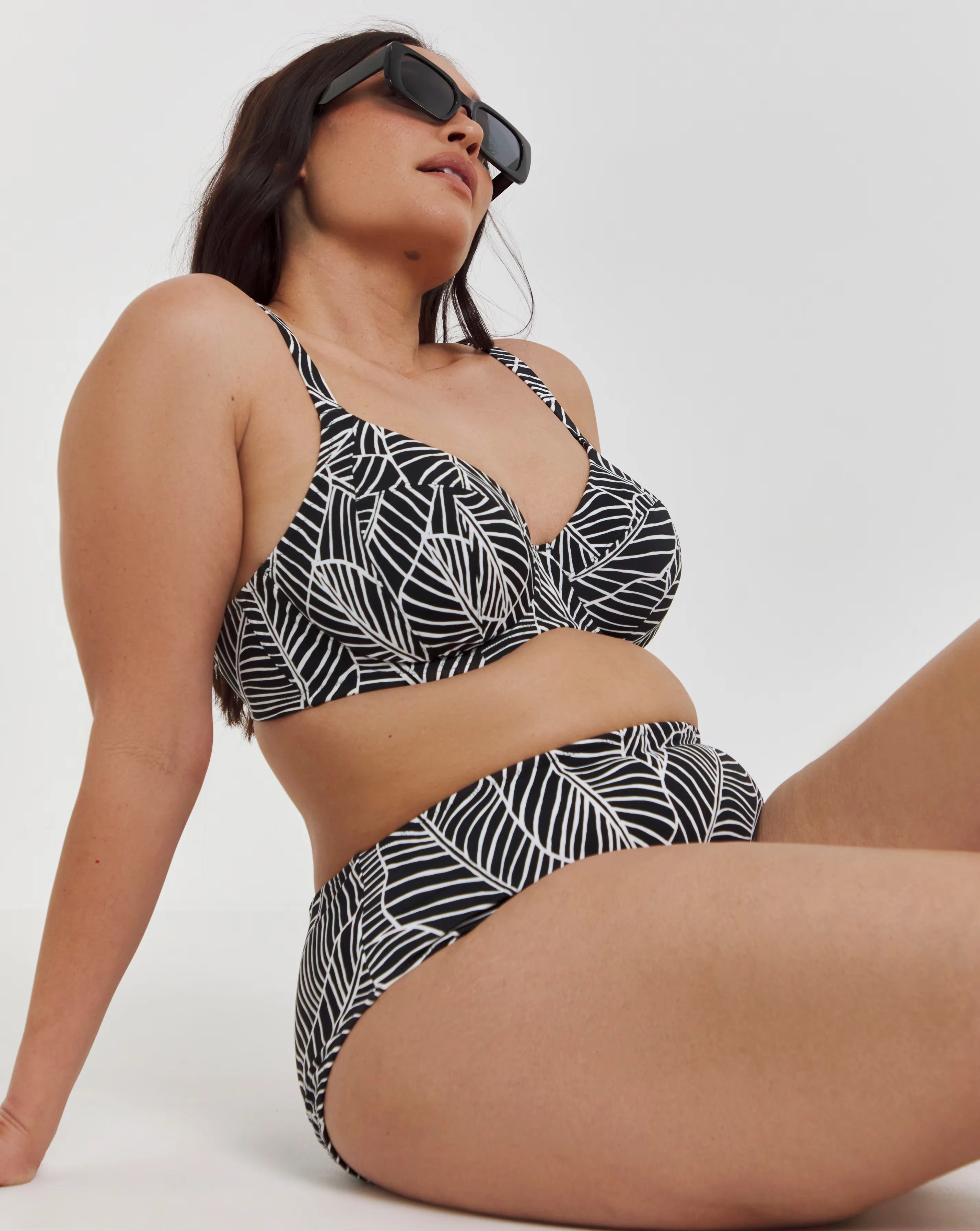 Elomi Kata Beach Plunge Wired Bikini Top 1 Elomi Kata Beach Plunge Wired Bikini Top
