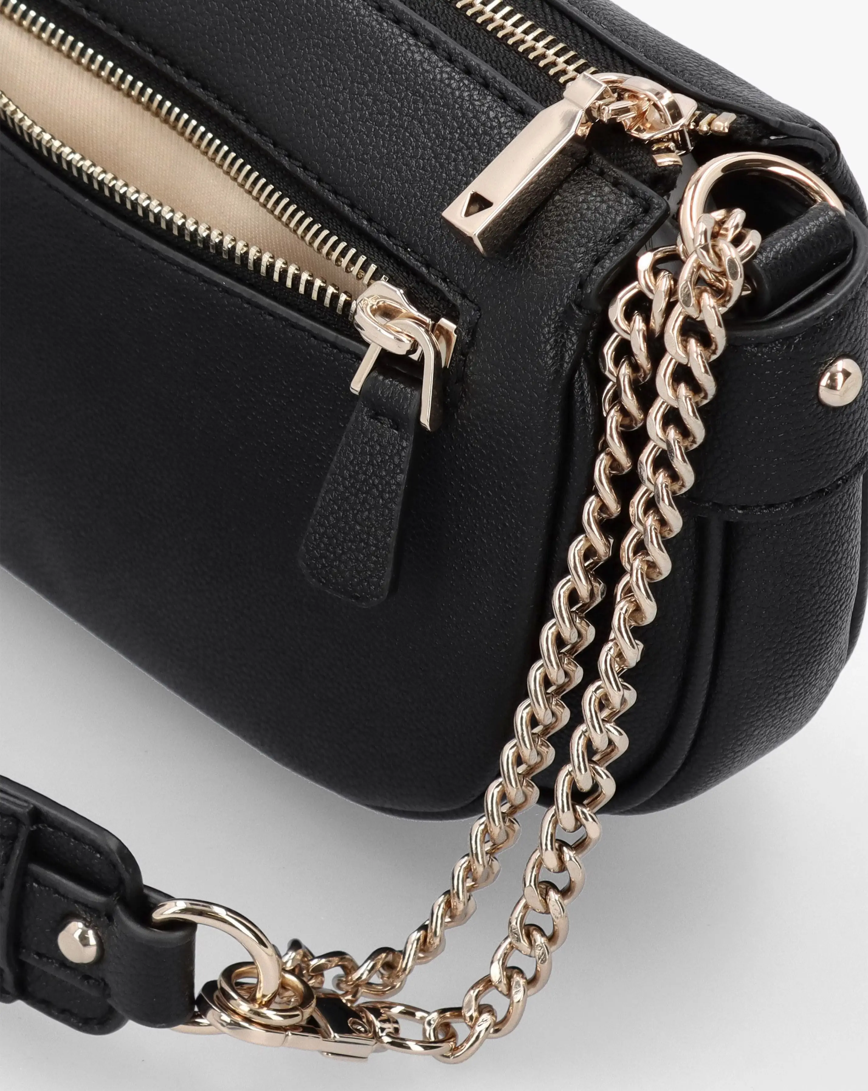 Guess Fedora Black Shoulder Bag 5 Guess Fedora Black Shoulder Bag